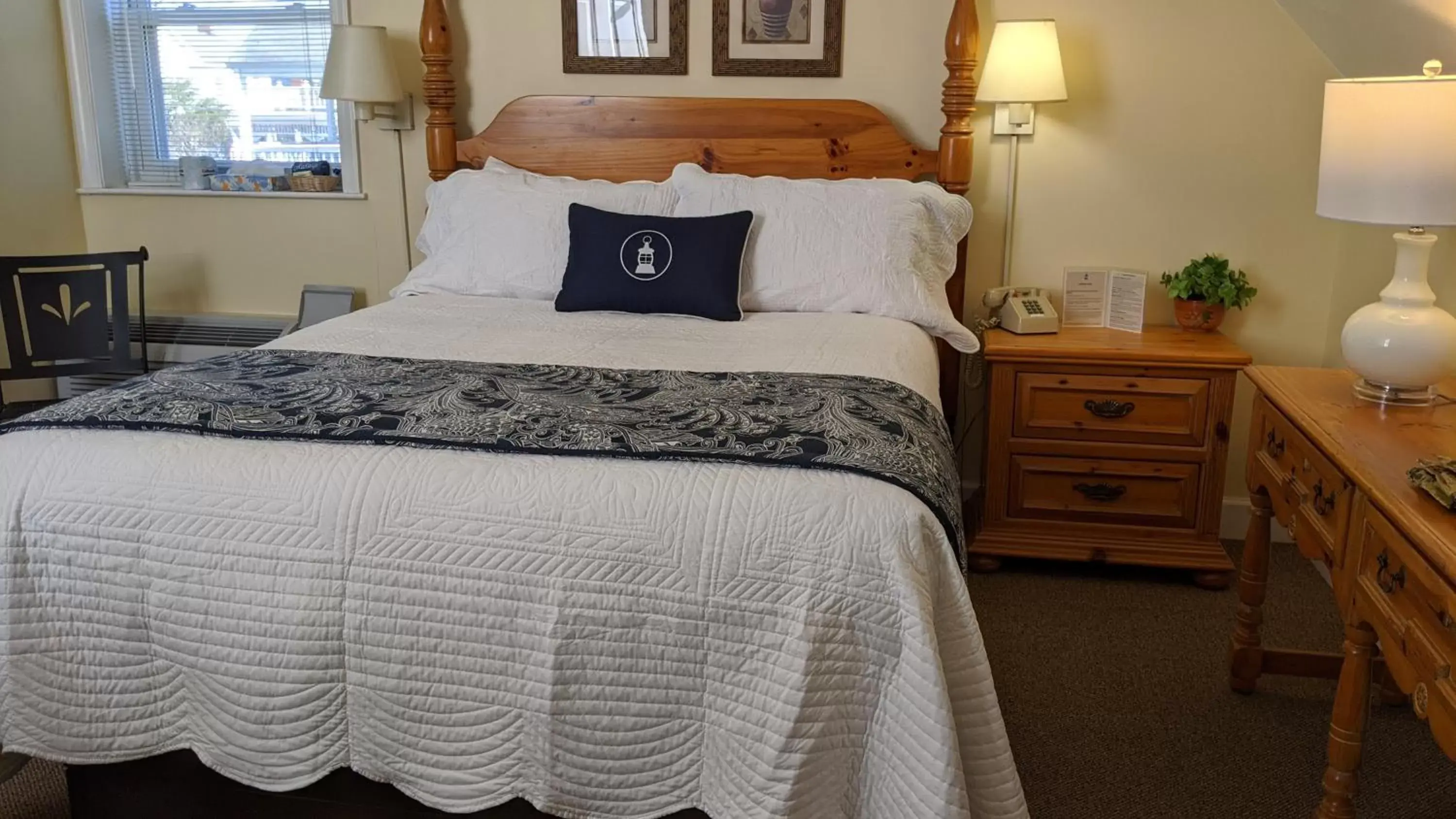 Bed in Inlet Inn NC