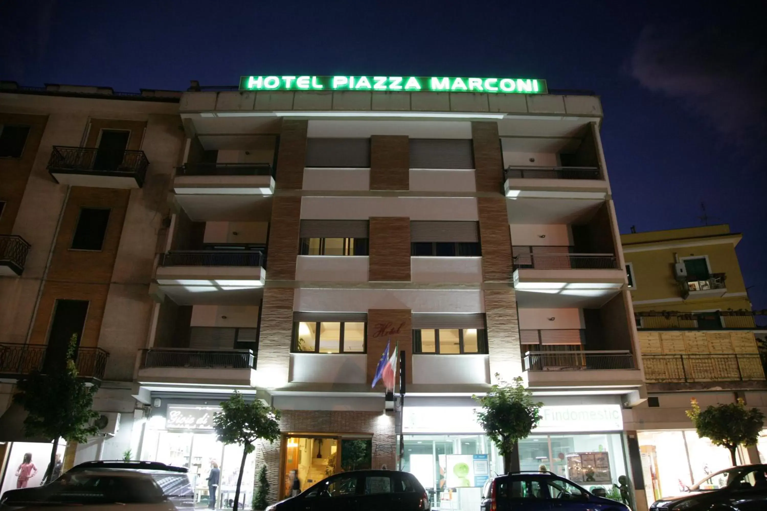 Facade/entrance, Property Building in Hotel Piazza Marconi