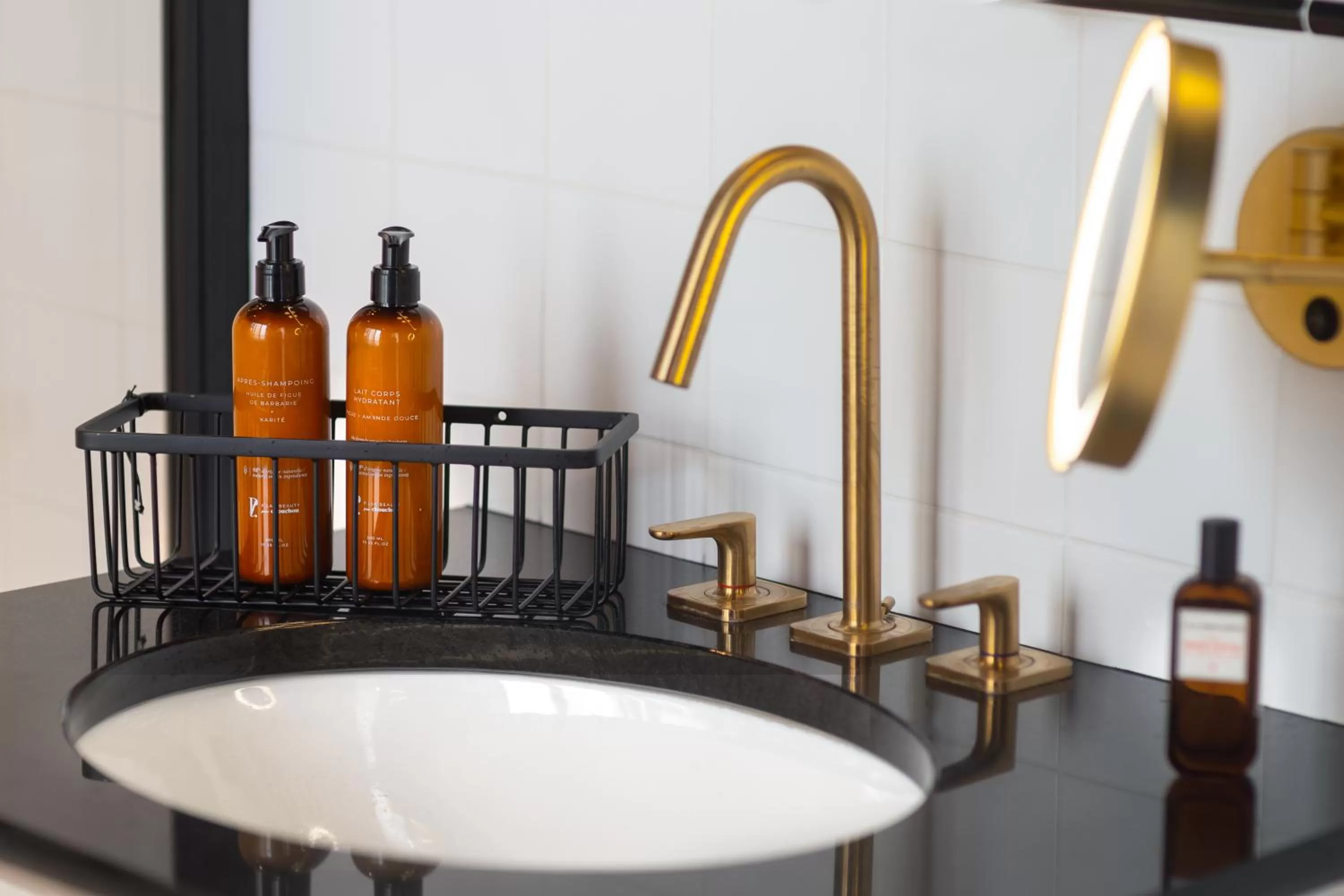 Bathroom in Chouchou Hotel