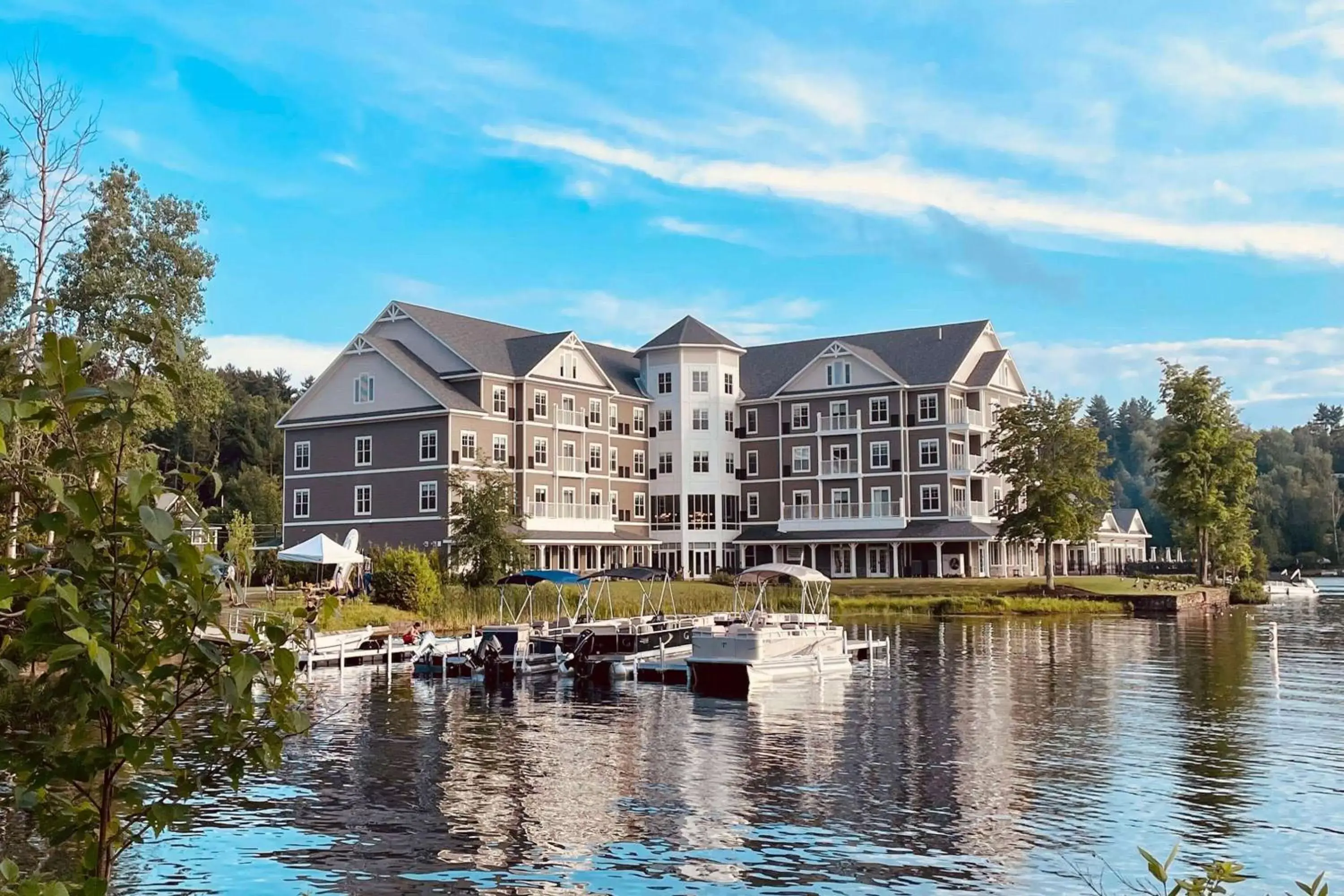 Property Building in Saranac Waterfront Lodge