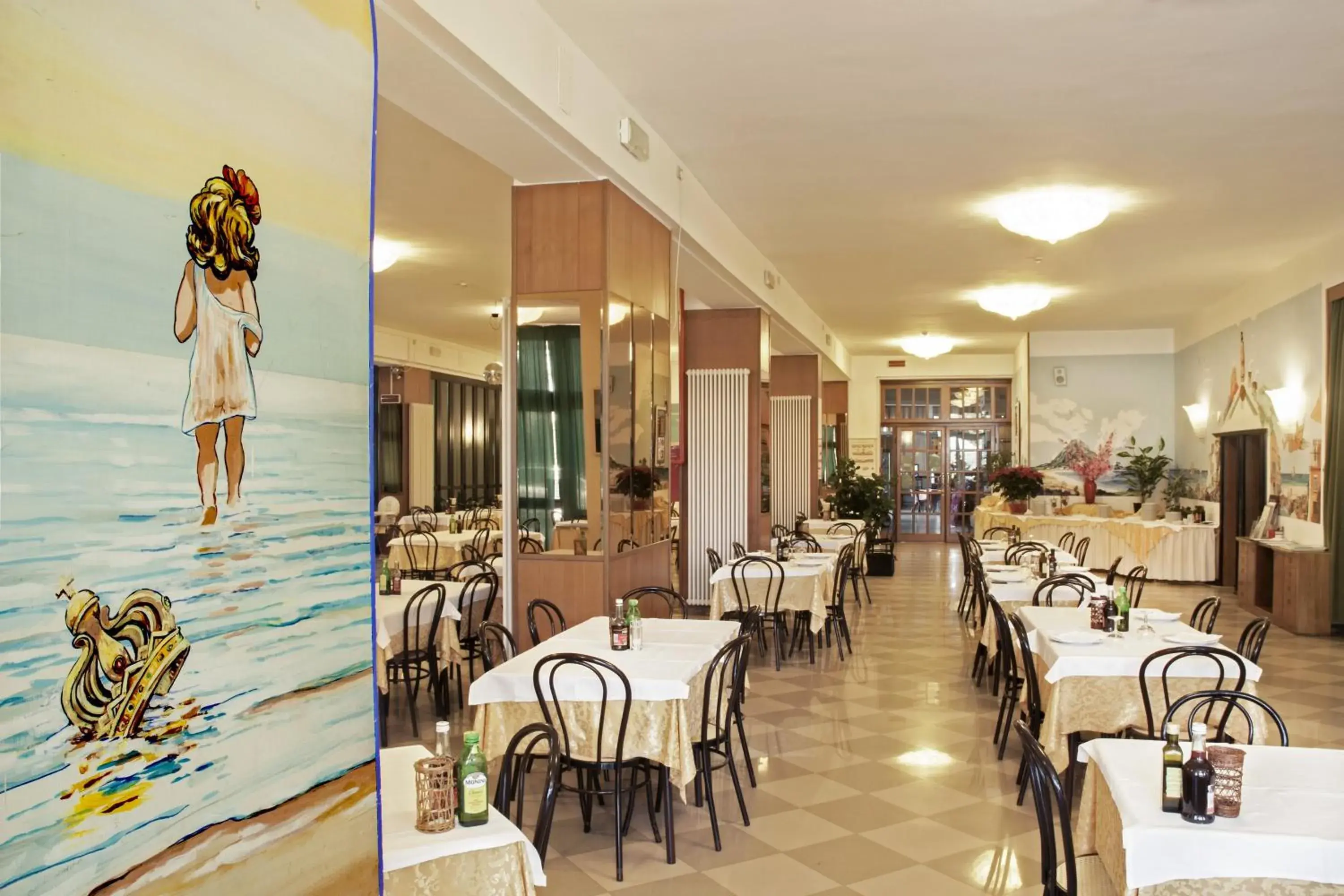 Restaurant/Places to Eat in Hotel Lungomare