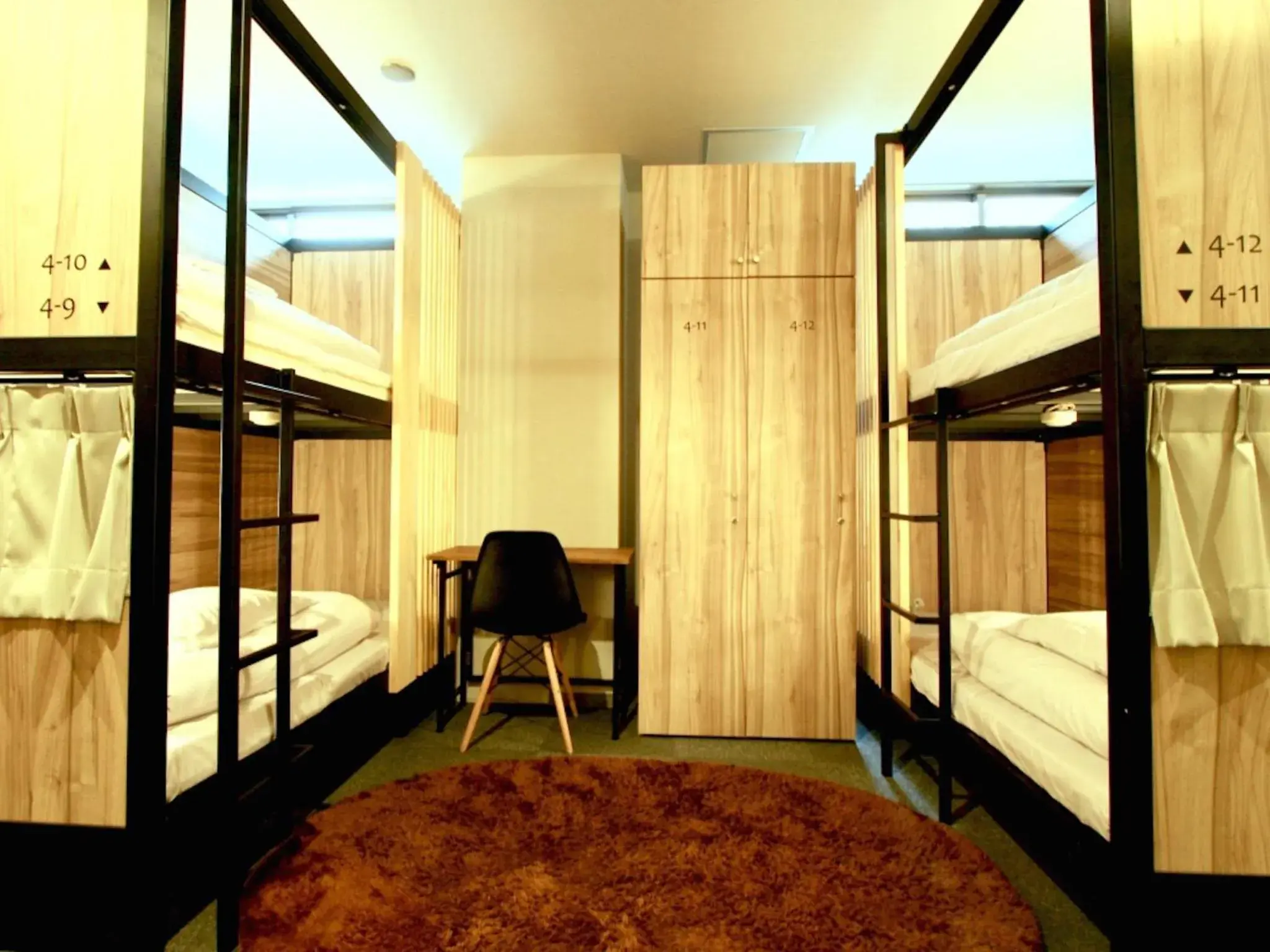 Bedroom, Bunk Bed in Namba Guesthouse HIVE