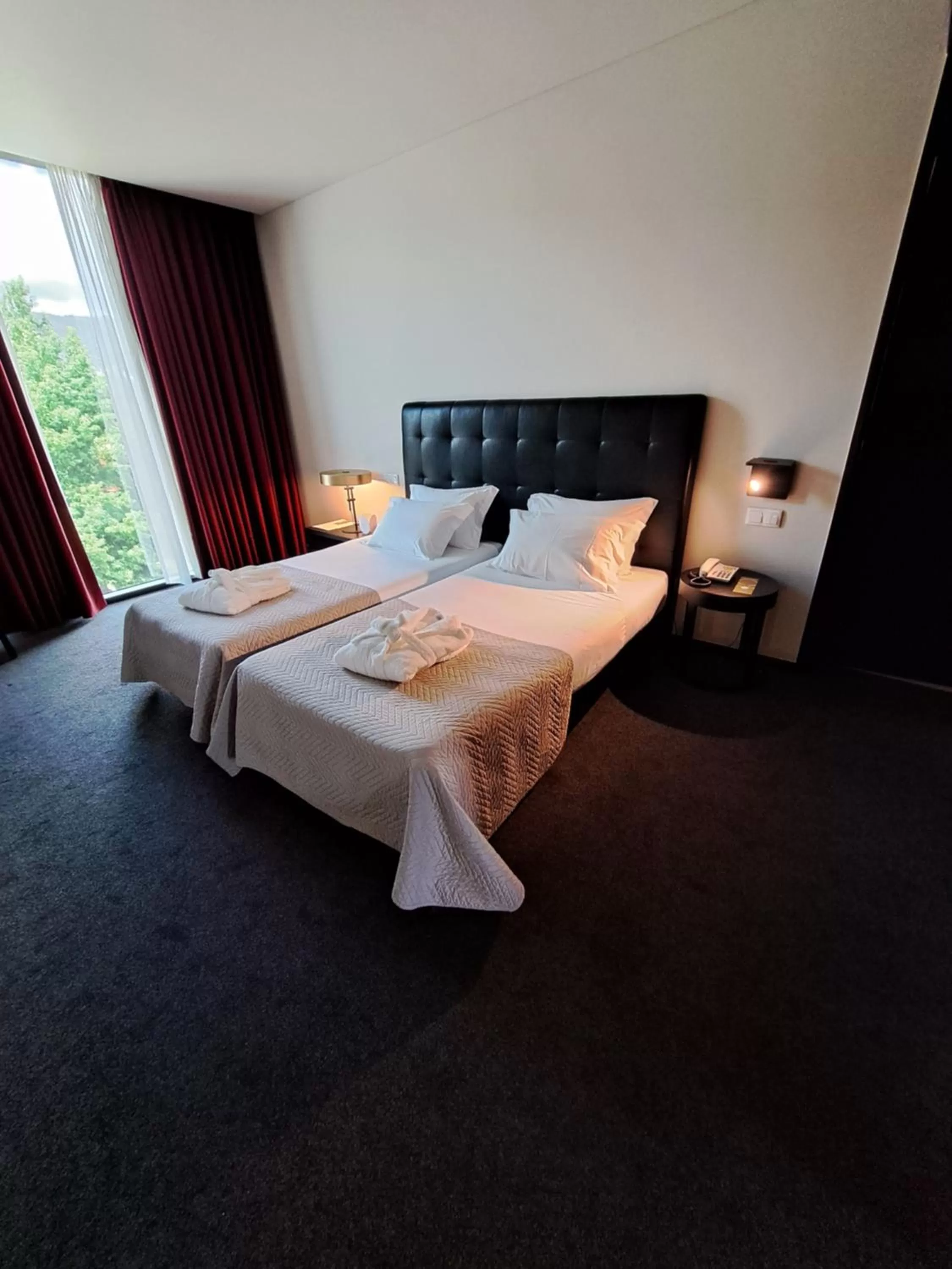 Bedroom, Bed in Axis Viana Business & SPA Hotel
