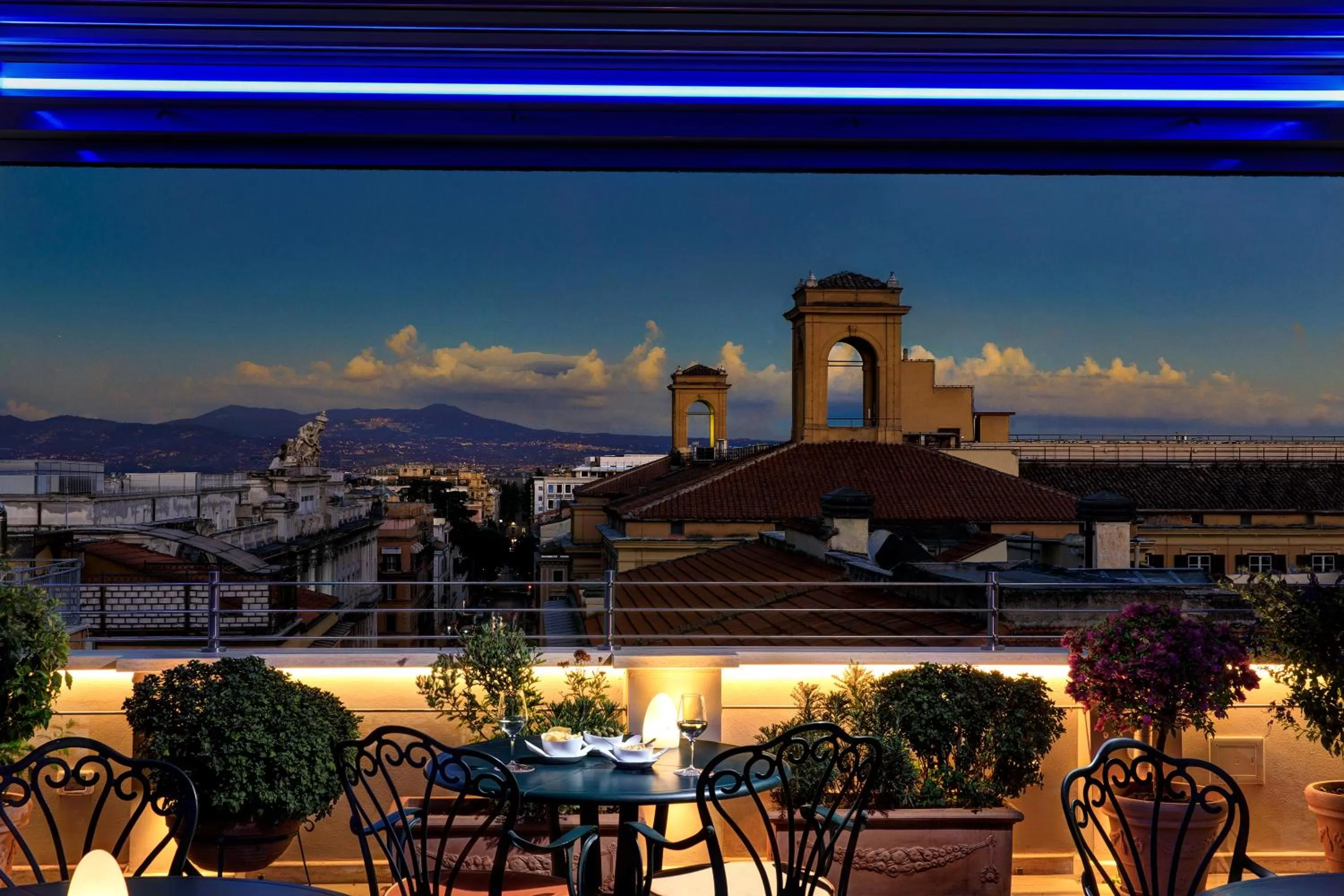 Patio in Marcella Royal Hotel - Rooftop Garden