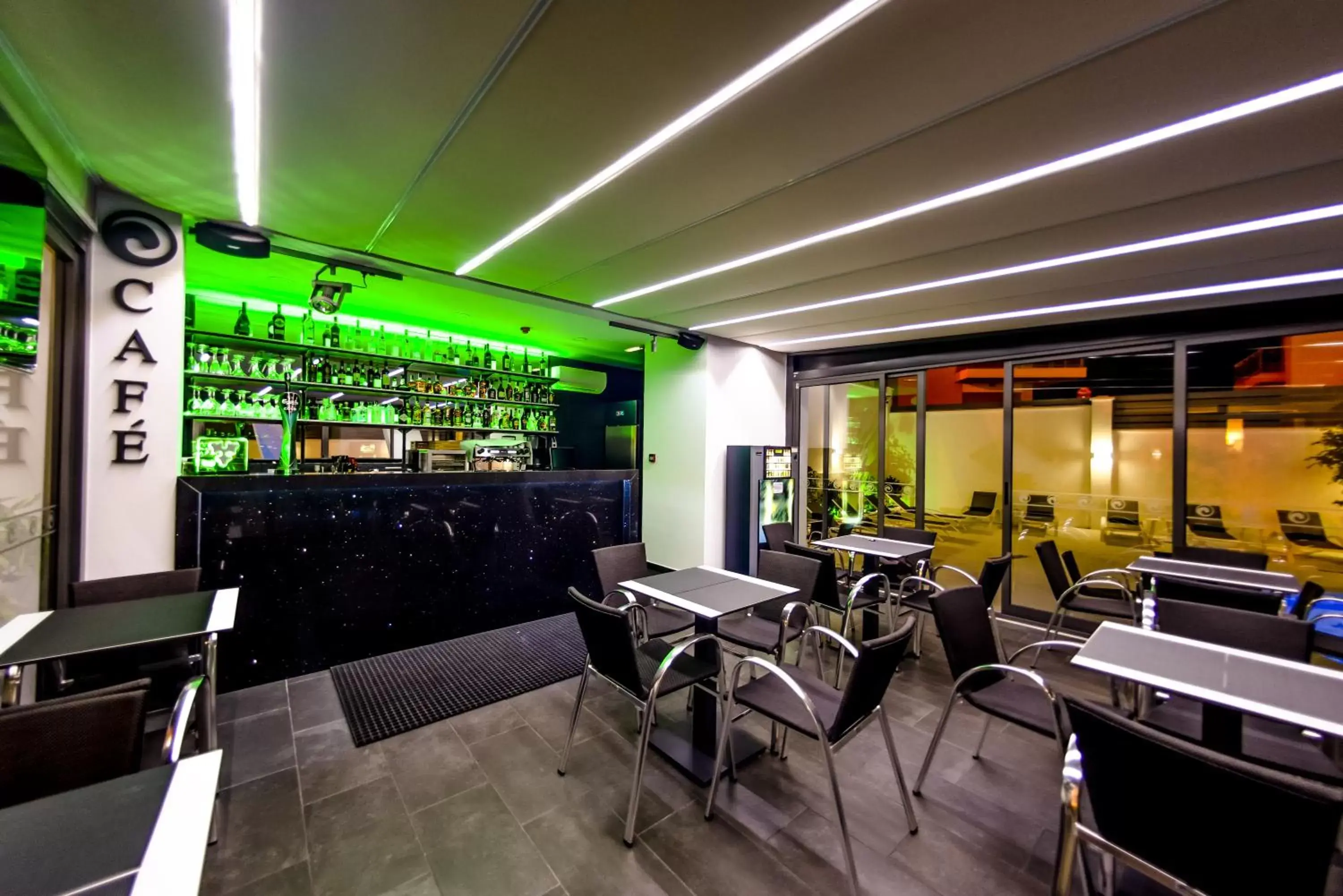Lounge or bar, Lounge/Bar in Villamar Style Maison