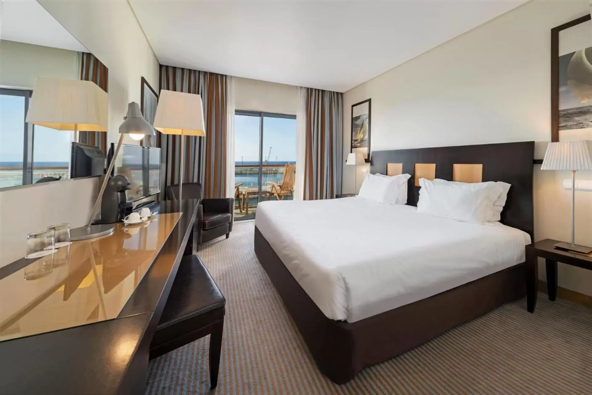 Bedroom in Hotel Marina Atlântico