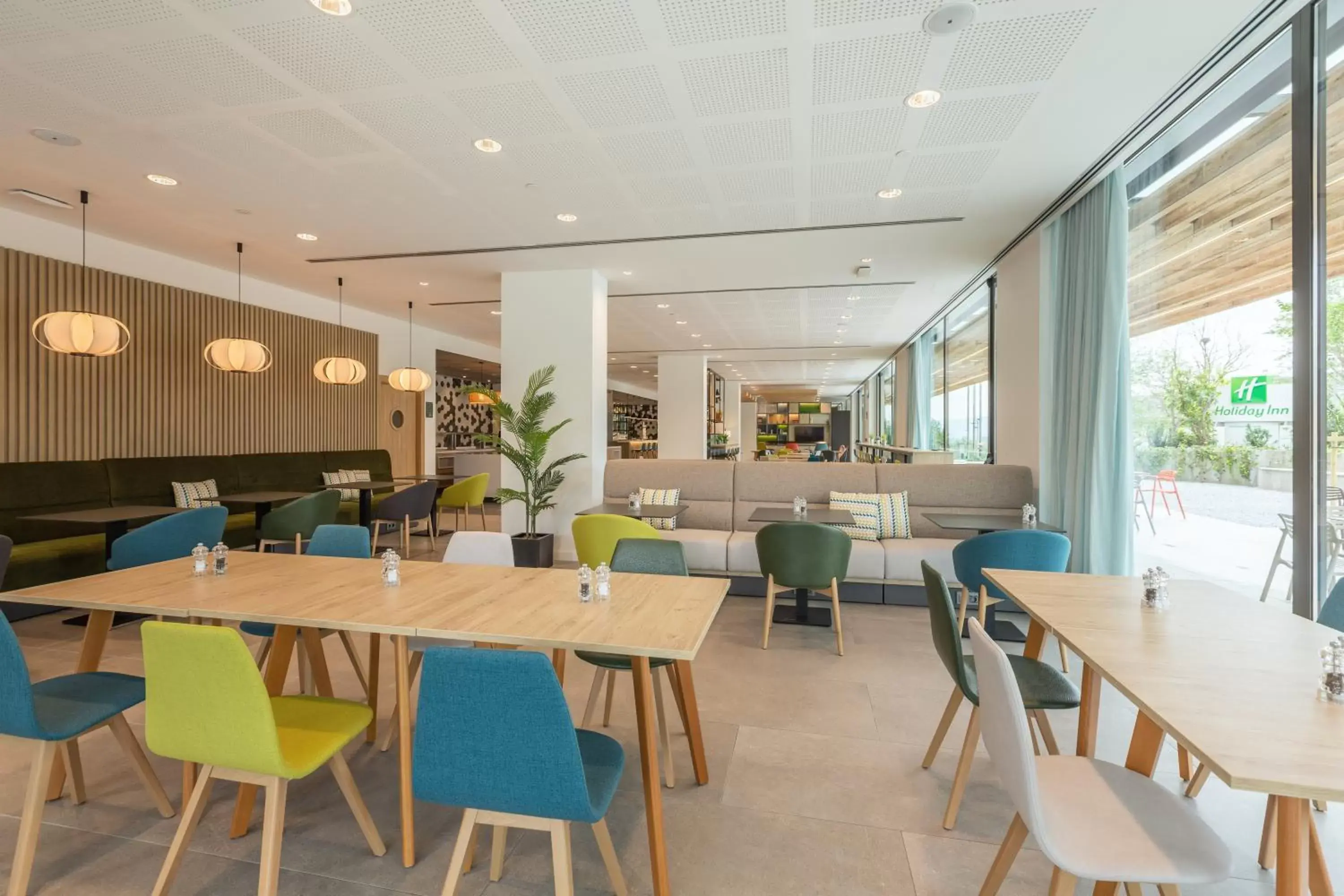 Restaurant/Places to Eat in Holiday Inn Barcelona - Sant Cugat, an IHG Hotel