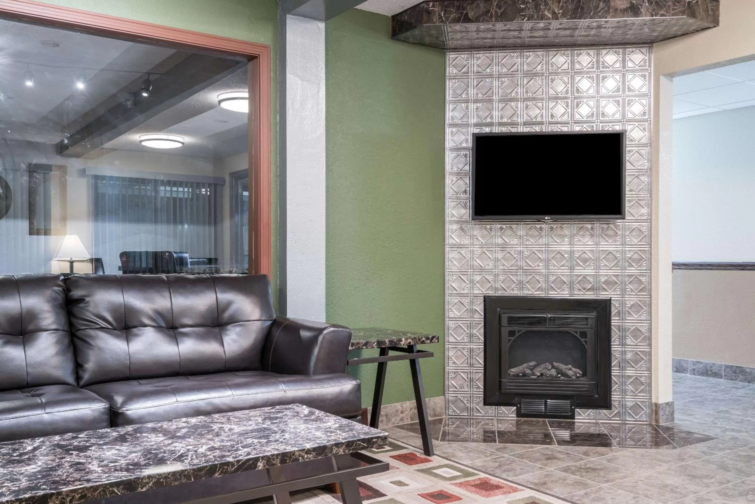 Lobby or reception in Super 8 by Wyndham Rice Lake