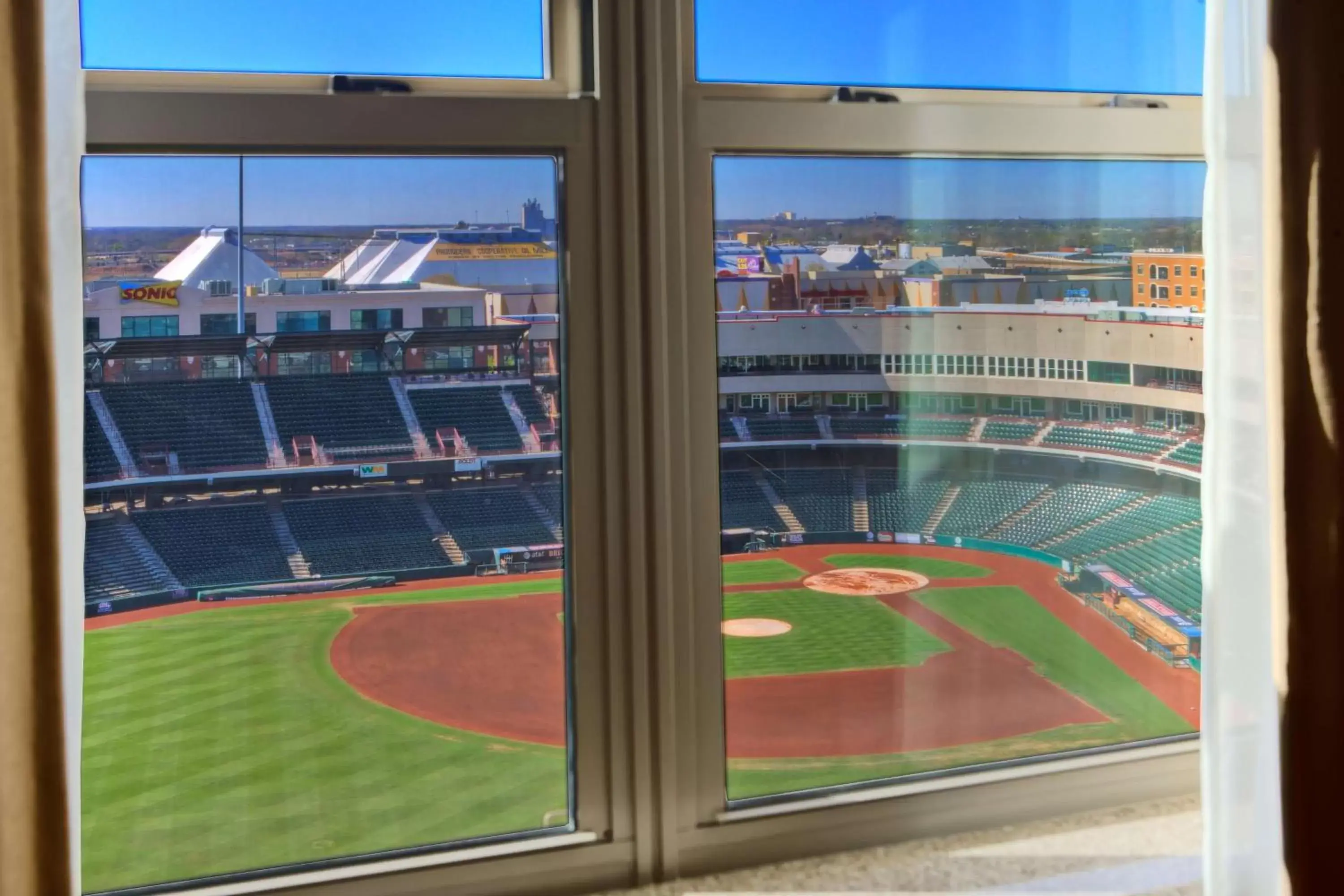 View (from property/room), Pool View in Hampton Inn & Suites Oklahoma City-Bricktown