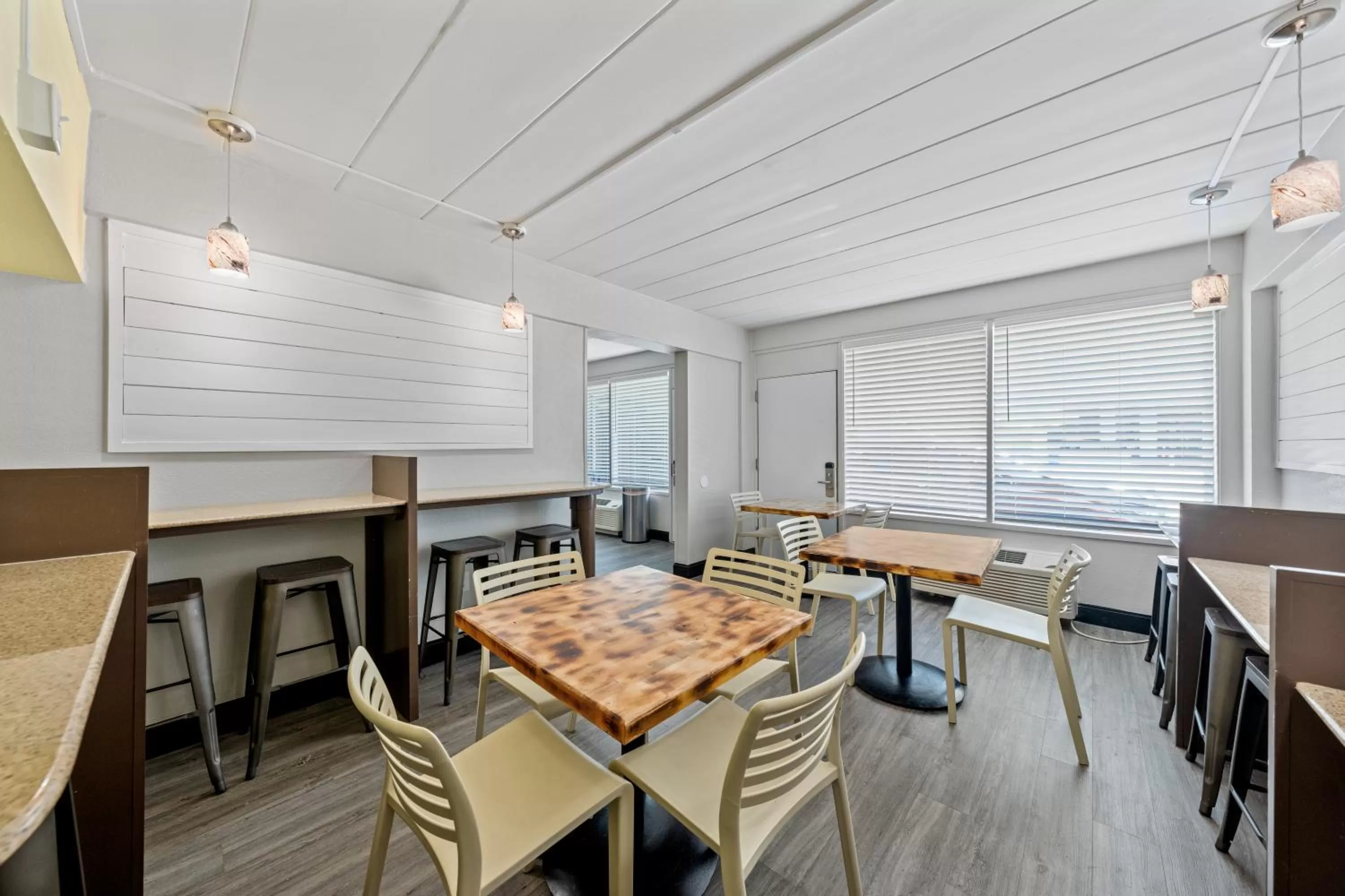 Breakfast in SureStay Hotel by Best Western Virginia Beach Royal Clipper