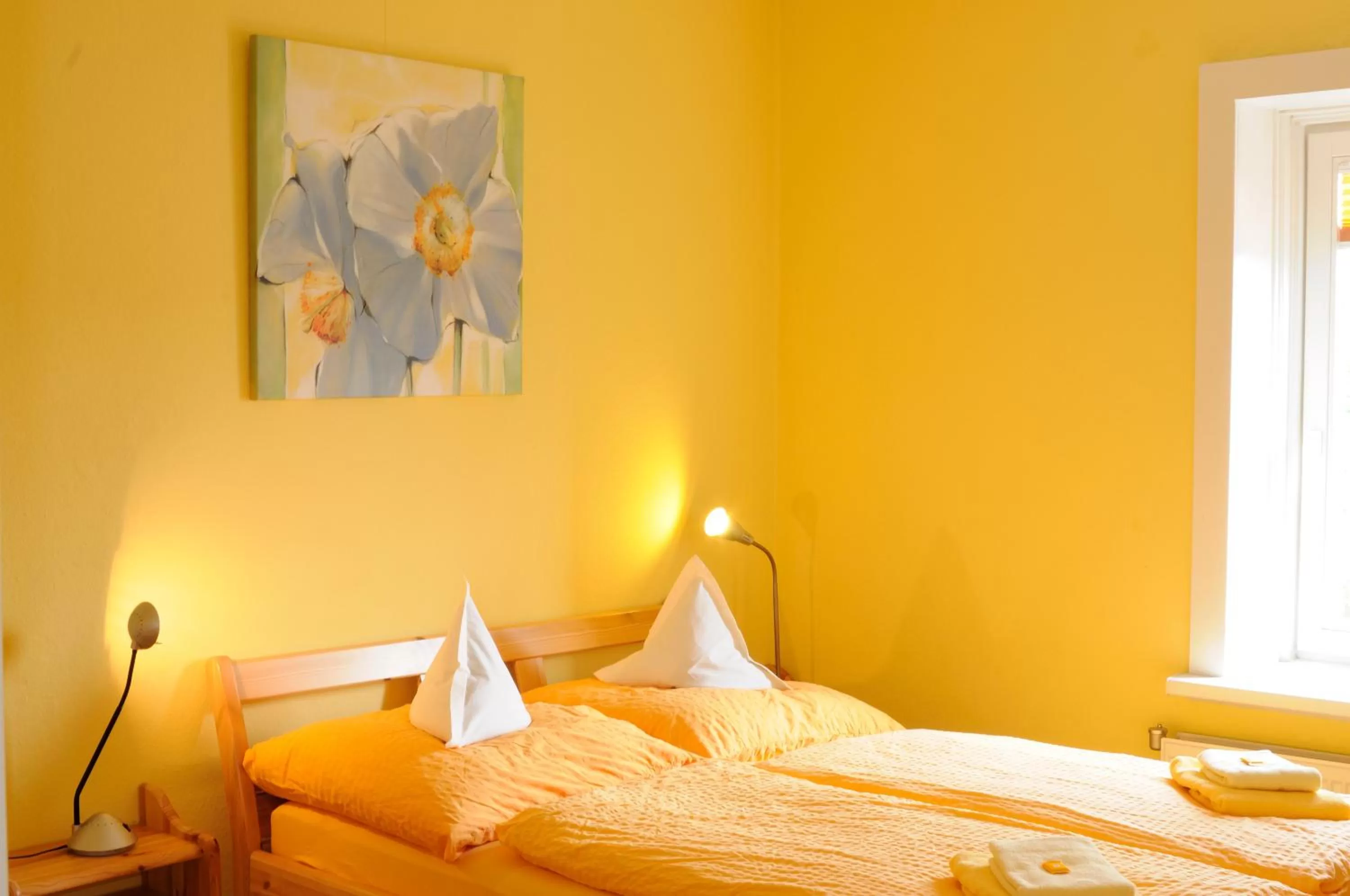 Photo of the whole room, Bed in Hotel zur alten Stadtmauer