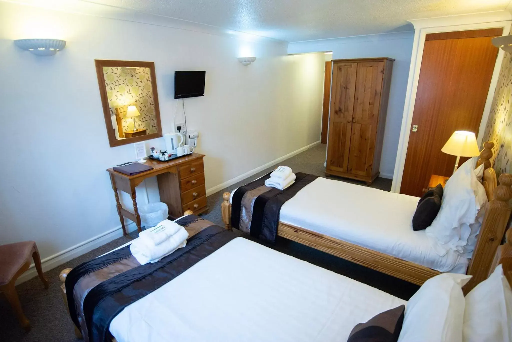 Bed in The Heath Inn
