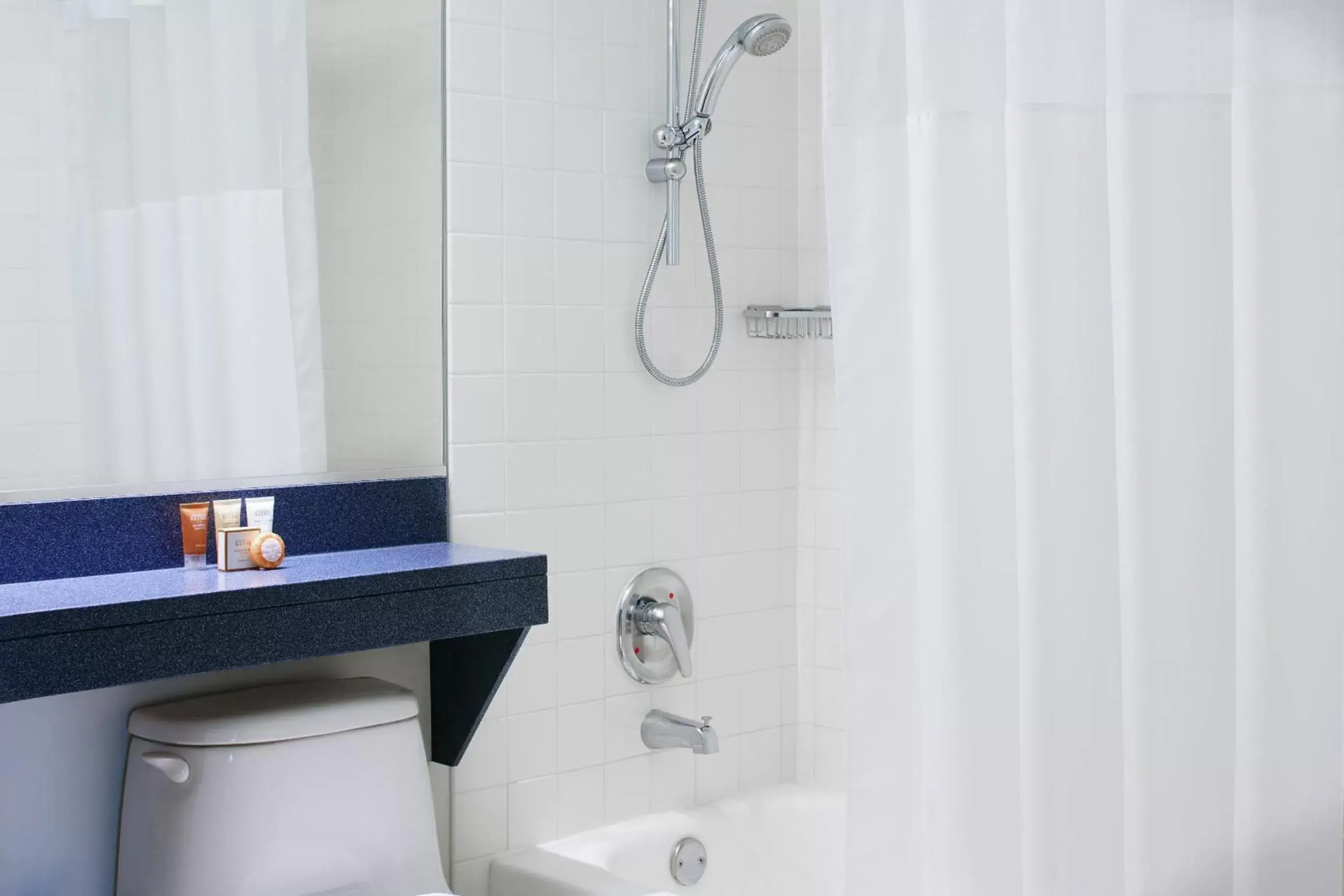 Bathroom in Club Quarters Hotel Embarcadero, San Francisco