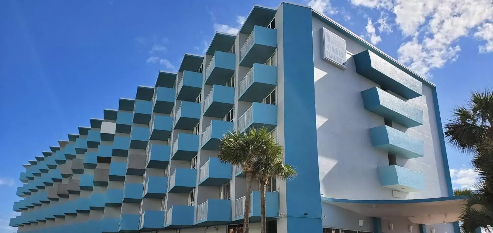 Property Building in Fountain Beach Resort - Daytona Beach