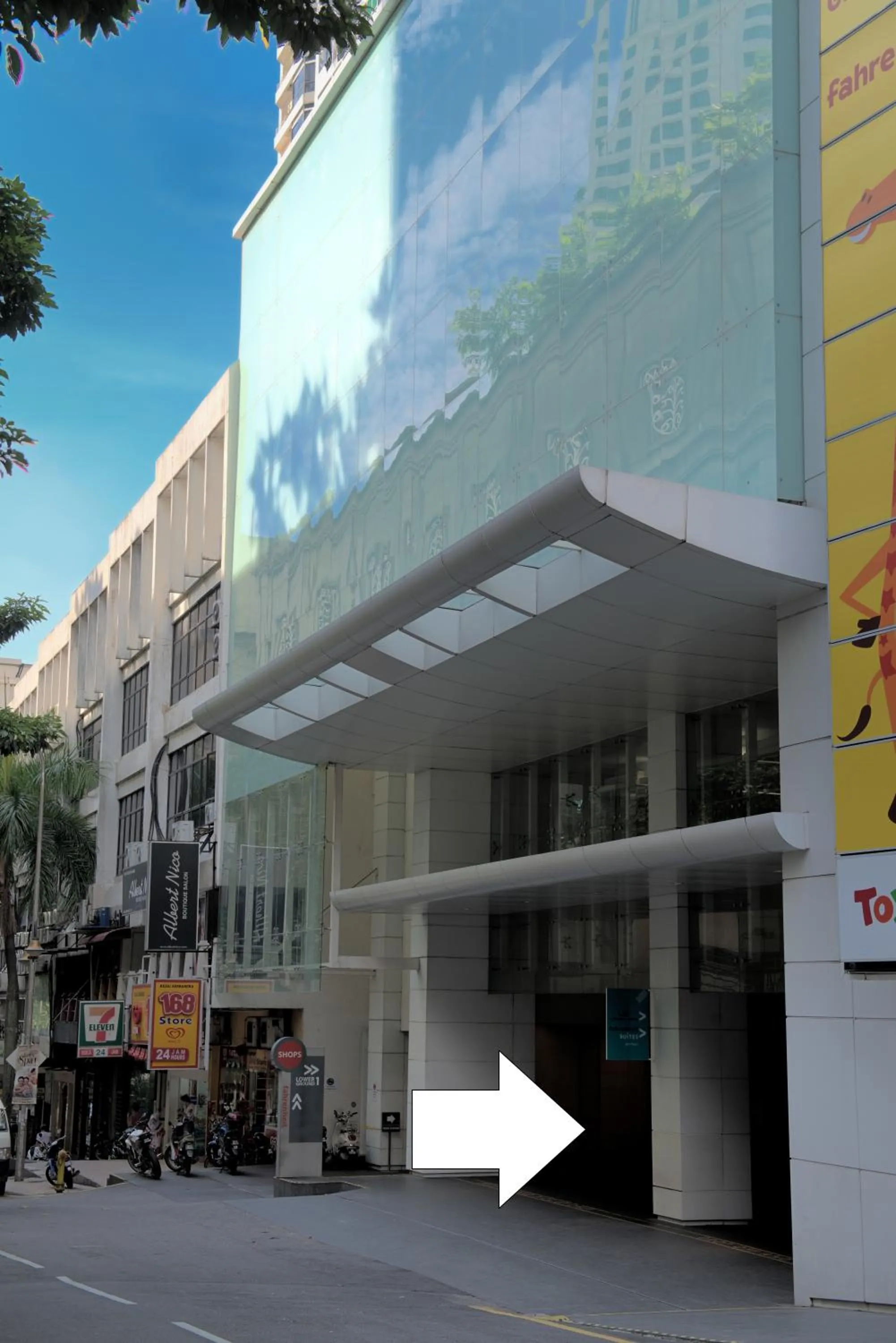 Facade/entrance in Fahrenheit Suites Bukit Bintang, Kuala Lumpur