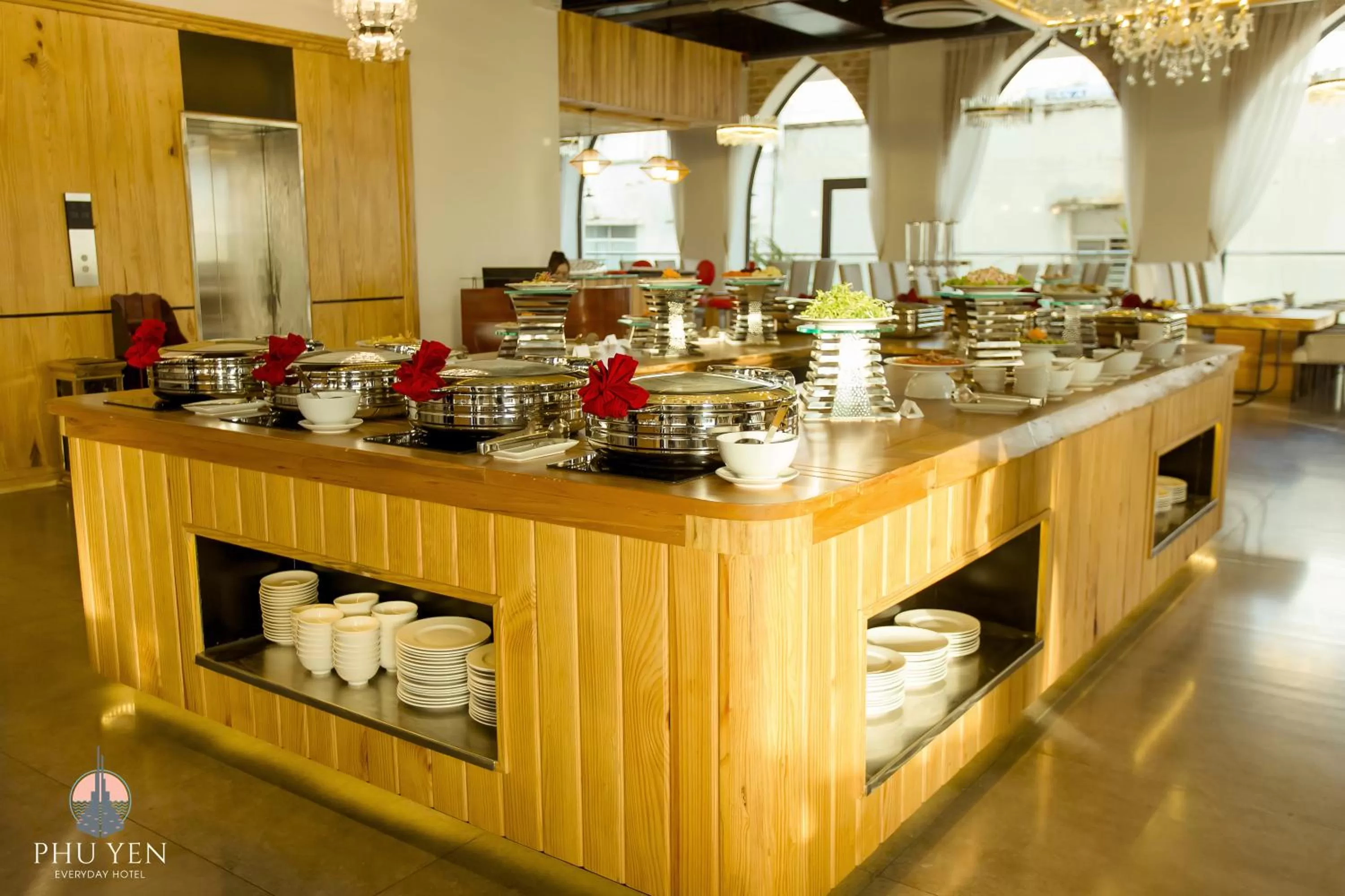 Restaurant/places to eat in PHÚ YÊN EVERYDAY HOTEL