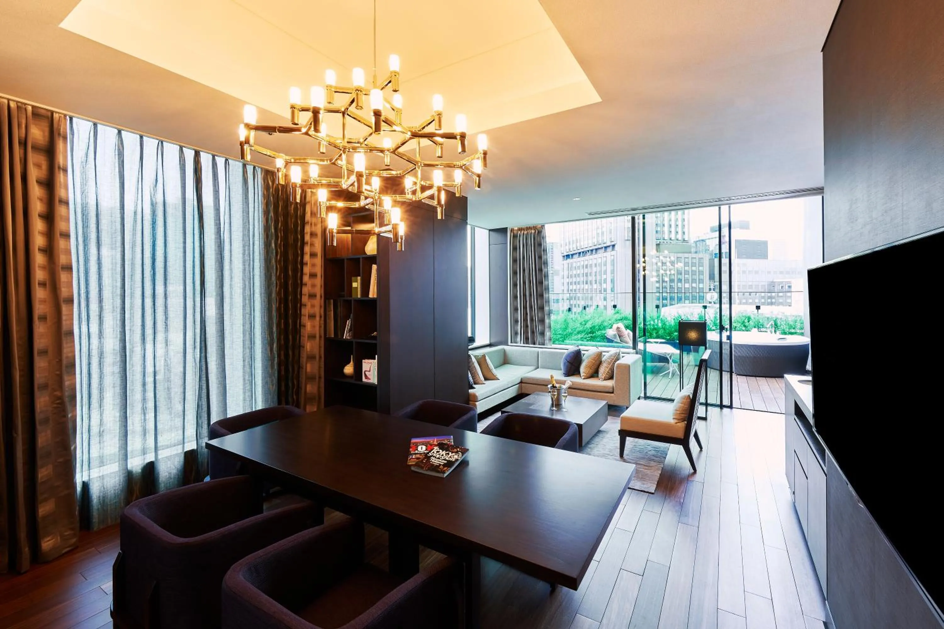 Hot Tub in The Gate Hotel Tokyo by Hulic