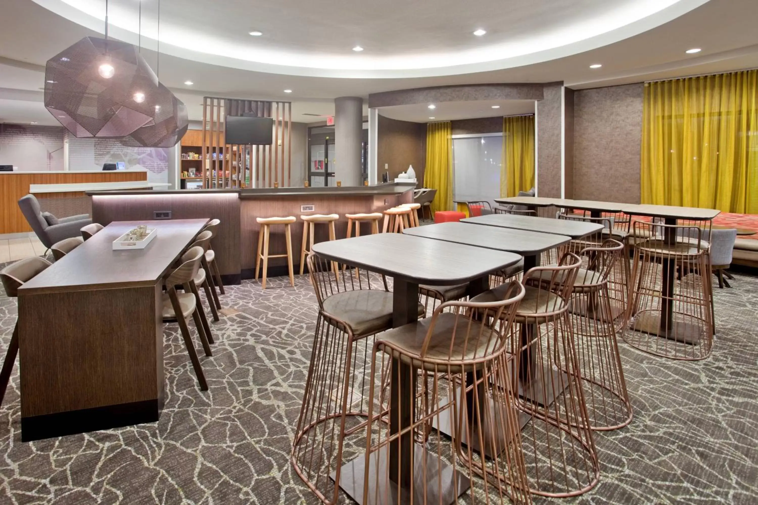 Lobby or reception, Restaurant/Places to Eat in Springhill Suites by Marriott Wichita East At Plazzio