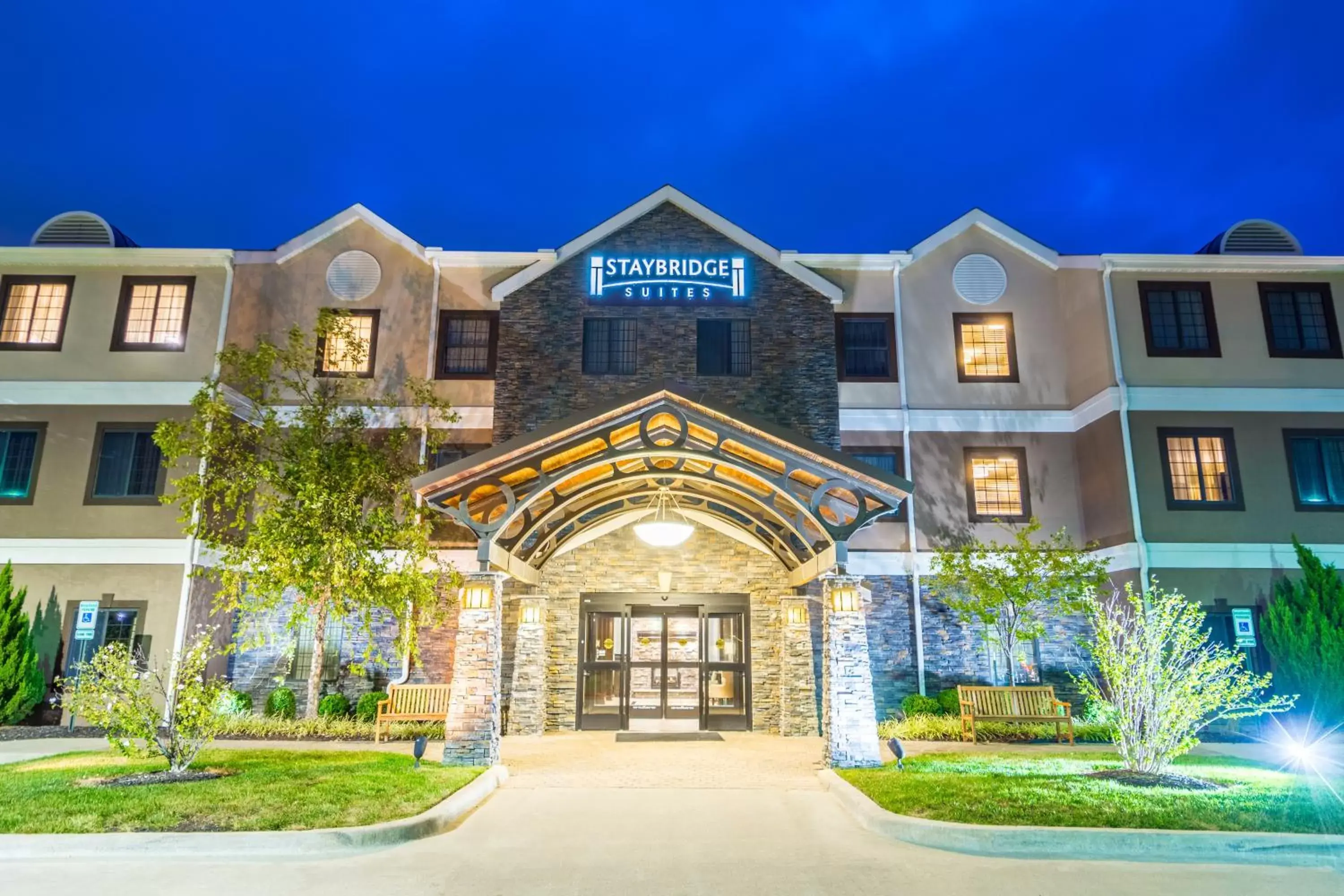 Property Building in Staybridge Suites - Kansas City-Independence, an IHG Hotel