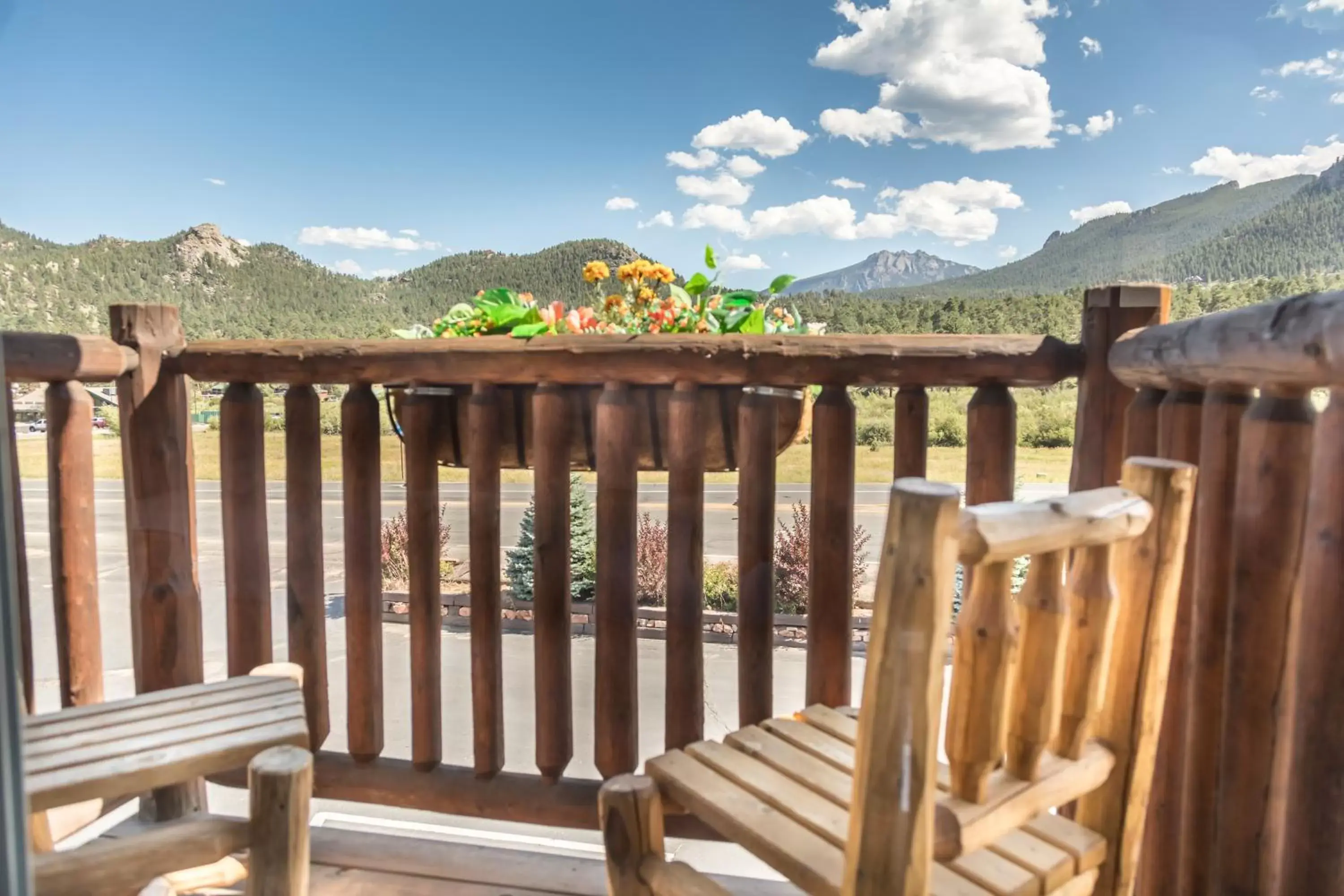 Balcony/Terrace in Alpine Trail Ridge Inn