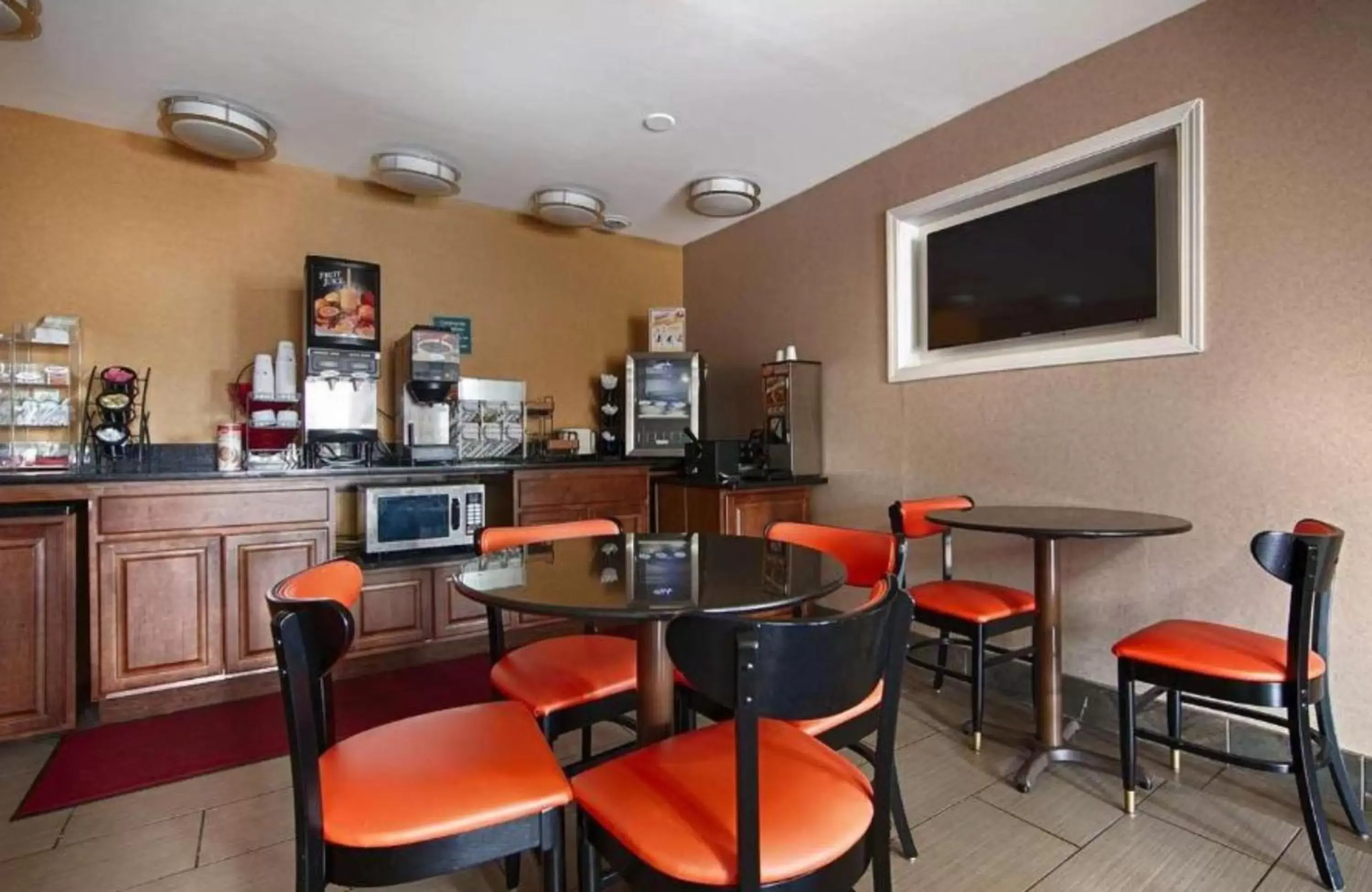 Breakfast, Restaurant/Places to Eat in Best Western Executive Inn