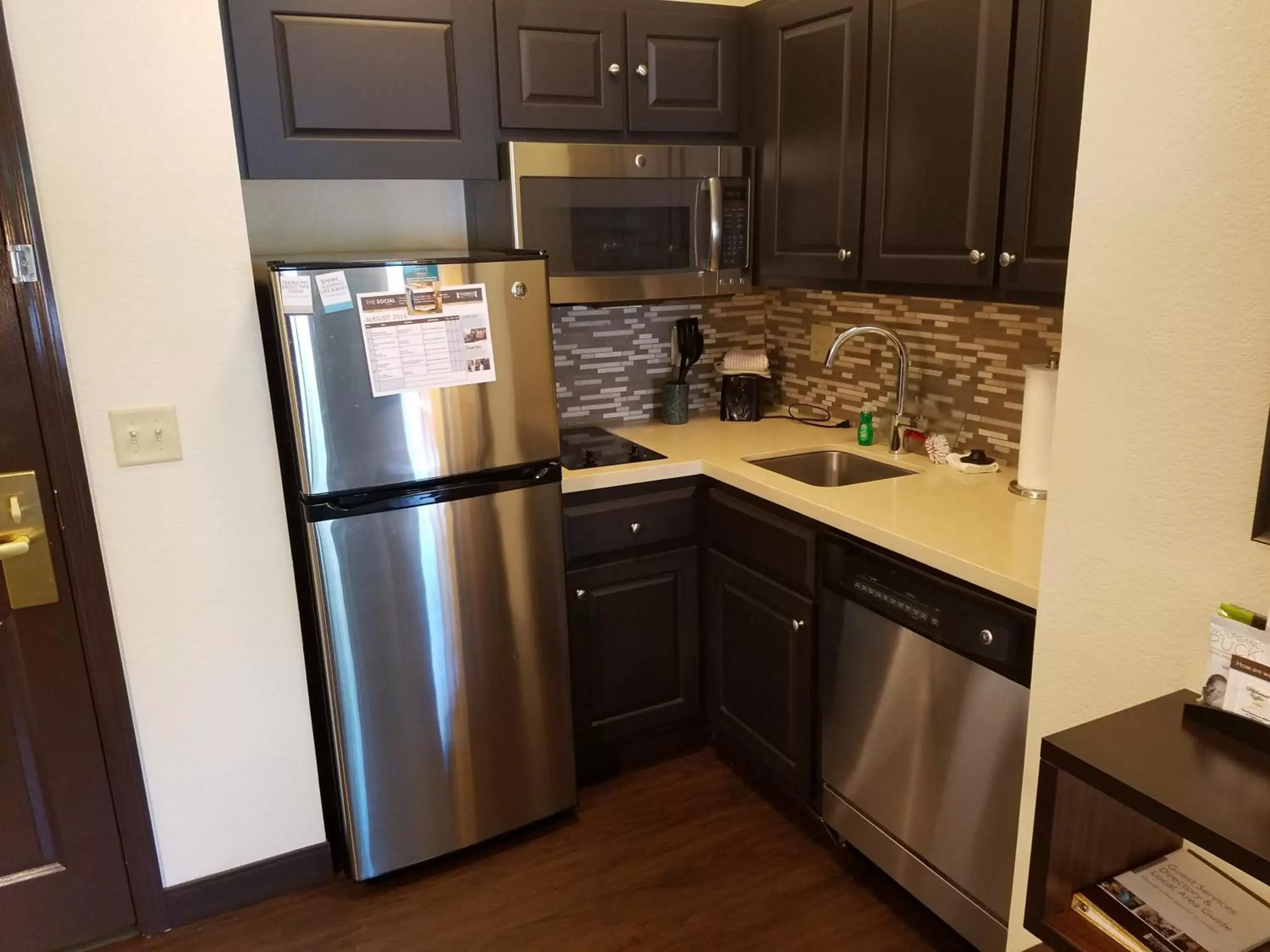 Kitchen or kitchenette, Kitchen/Kitchenette in Staybridge Suites - Cincinnati North, an IHG Hotel