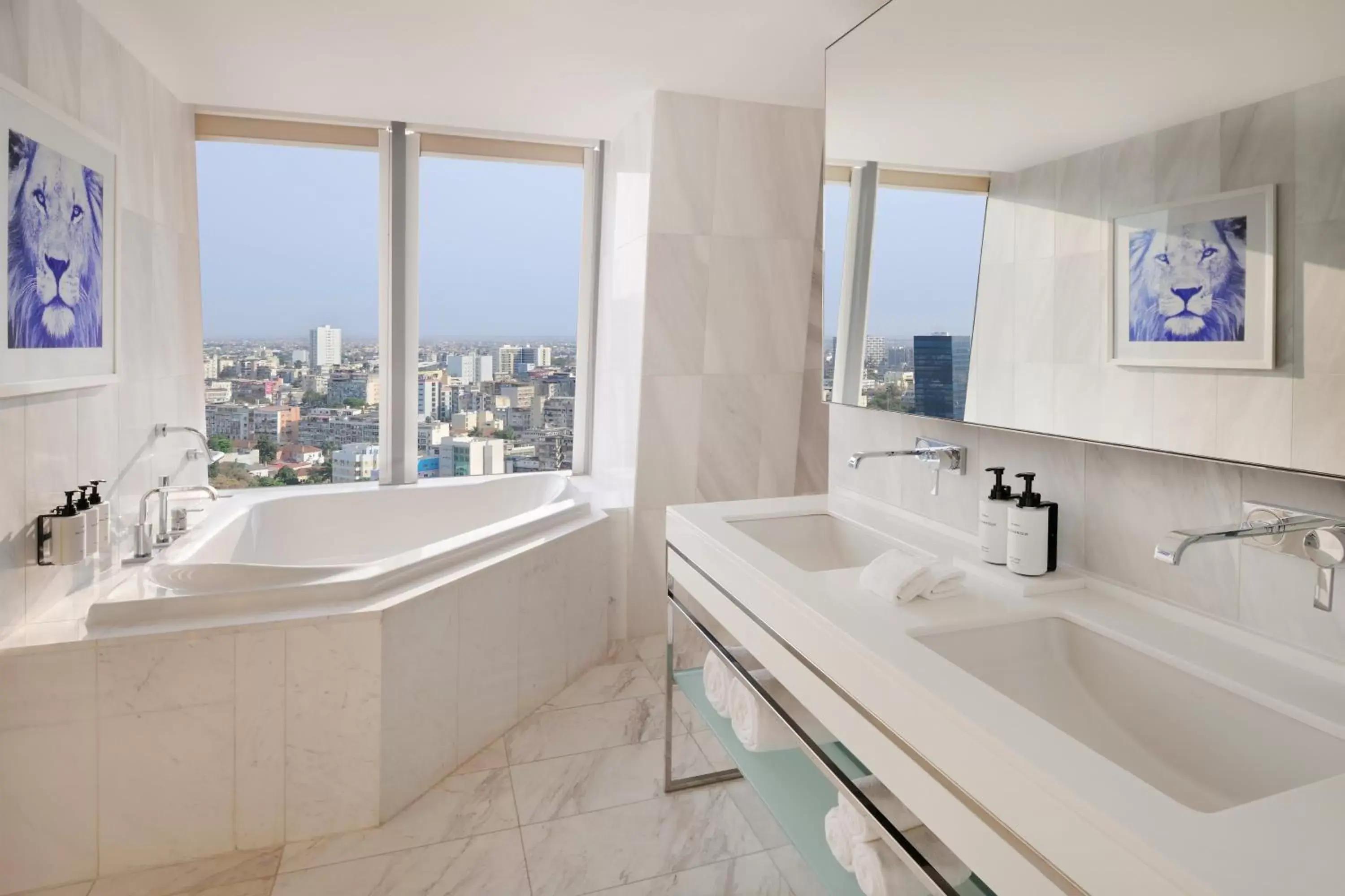 Photo of the whole room, Bathroom in InterContinental Luanda Miramar, an IHG Hotel