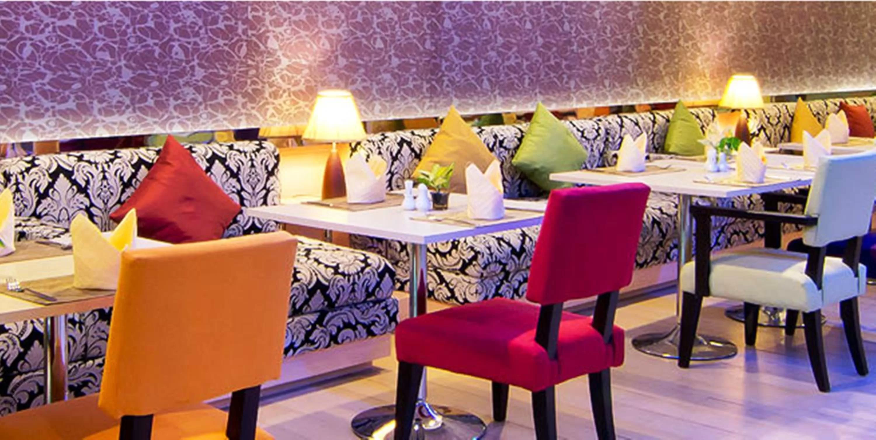 Restaurant/places to eat in The Stay Hotel "SHA Certified"