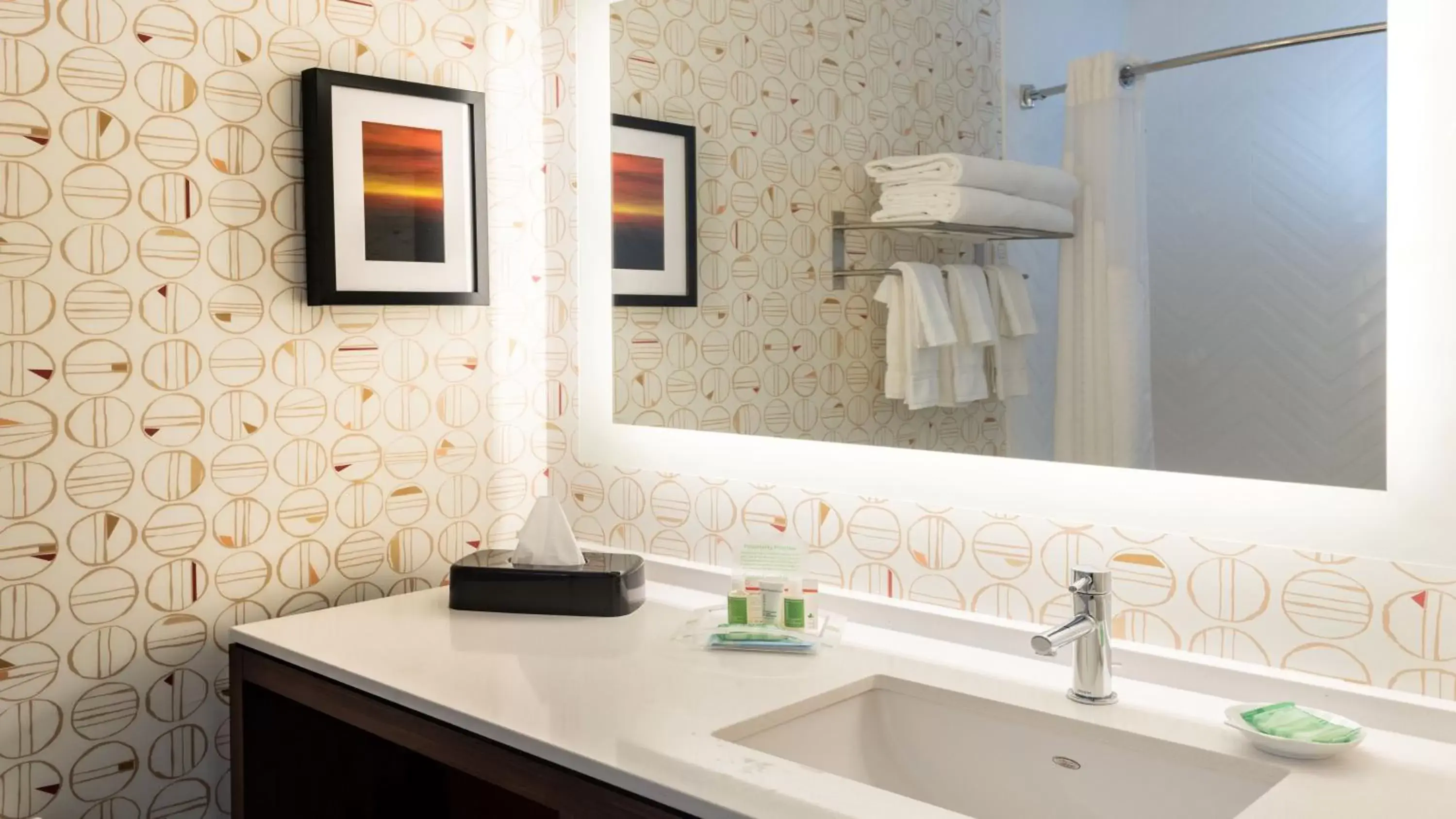 Shower, Bathroom in Holiday Inn & Suites Phoenix-Mesa-Chandler, an IHG Hotel