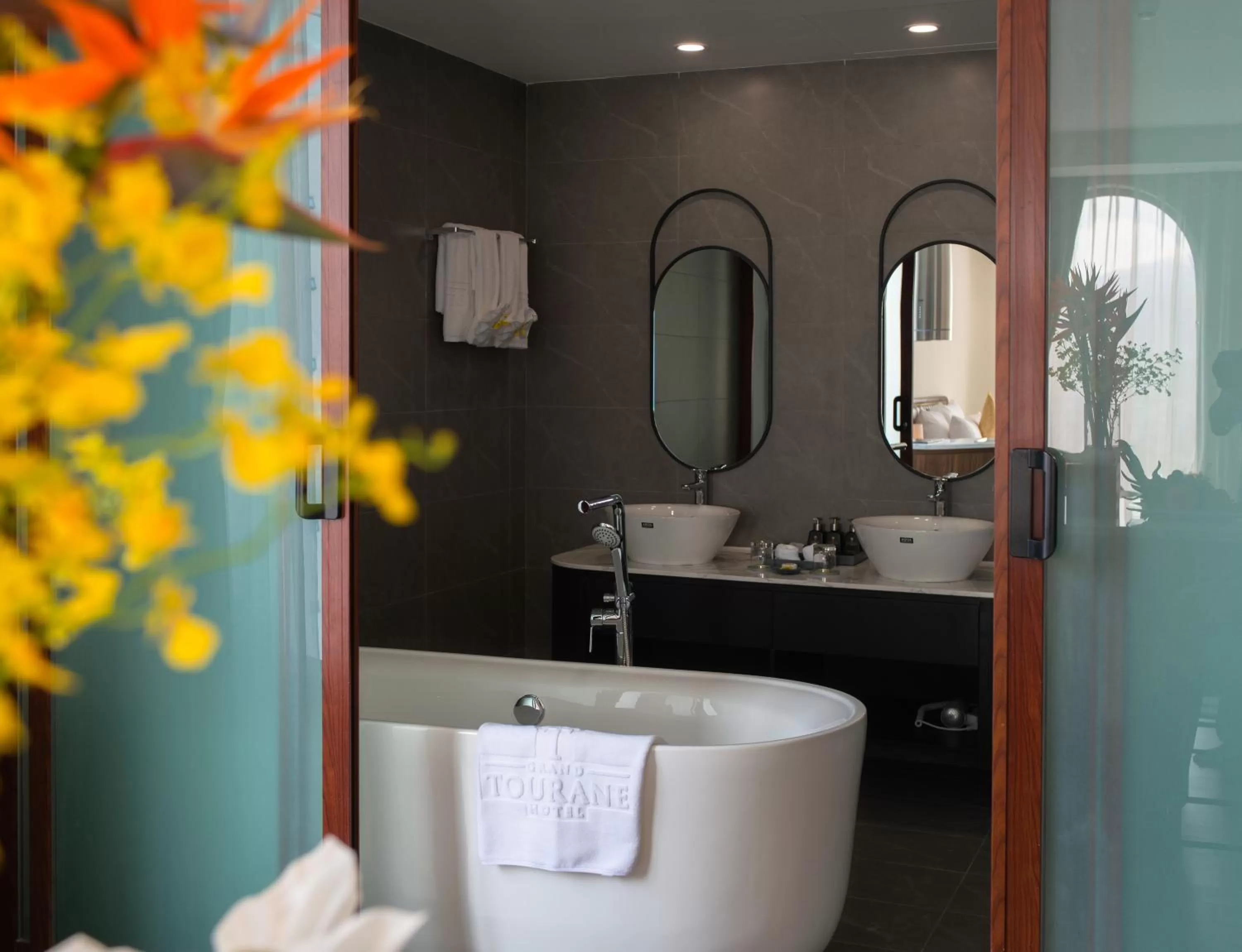 Bath in Grand Tourane Nha Trang Hotel