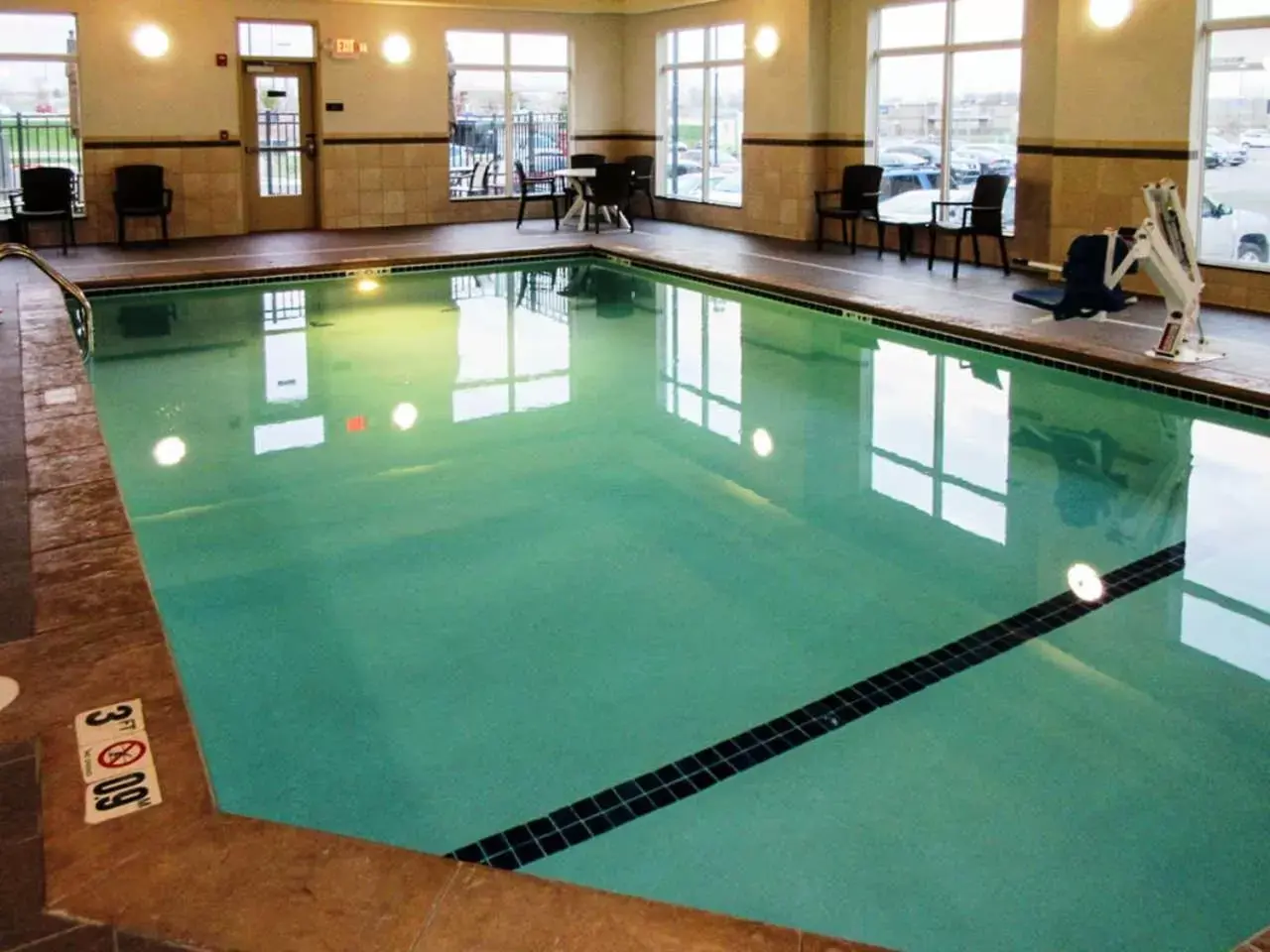 Swimming Pool in Sleep Inn & Suites West-Near Medical Center