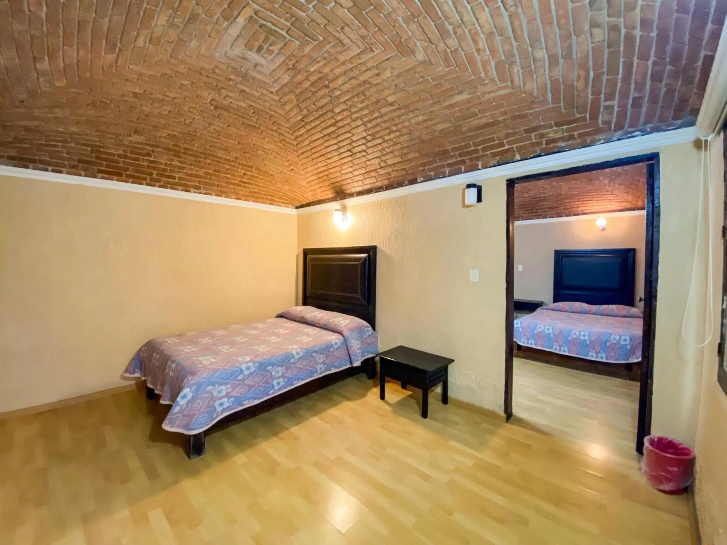 Standard Family Room in Hotel Hacienda de Cobos Standard Family Room in Hotel Hacienda de Cobos