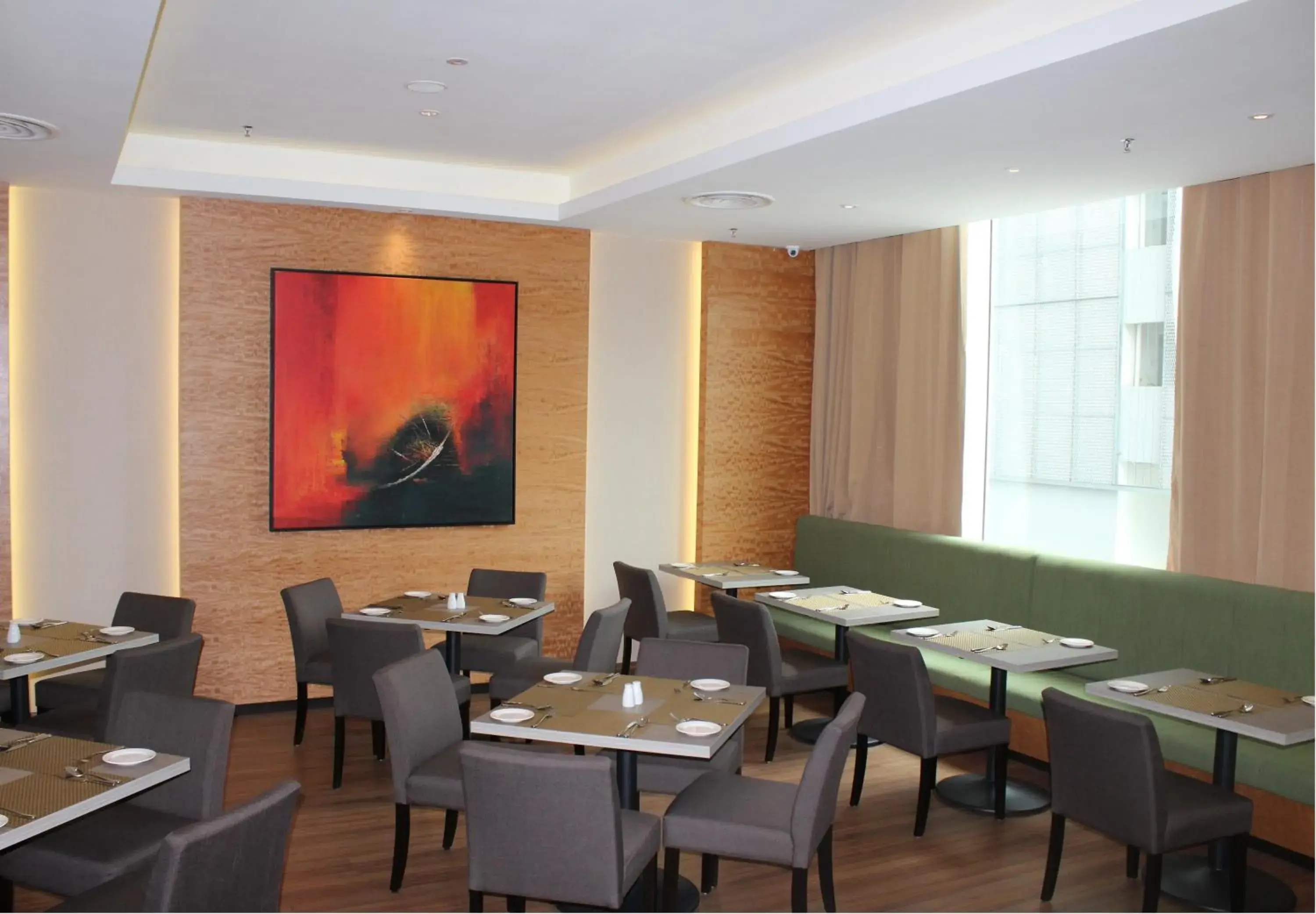 Restaurant/Places to Eat in WP Hotel