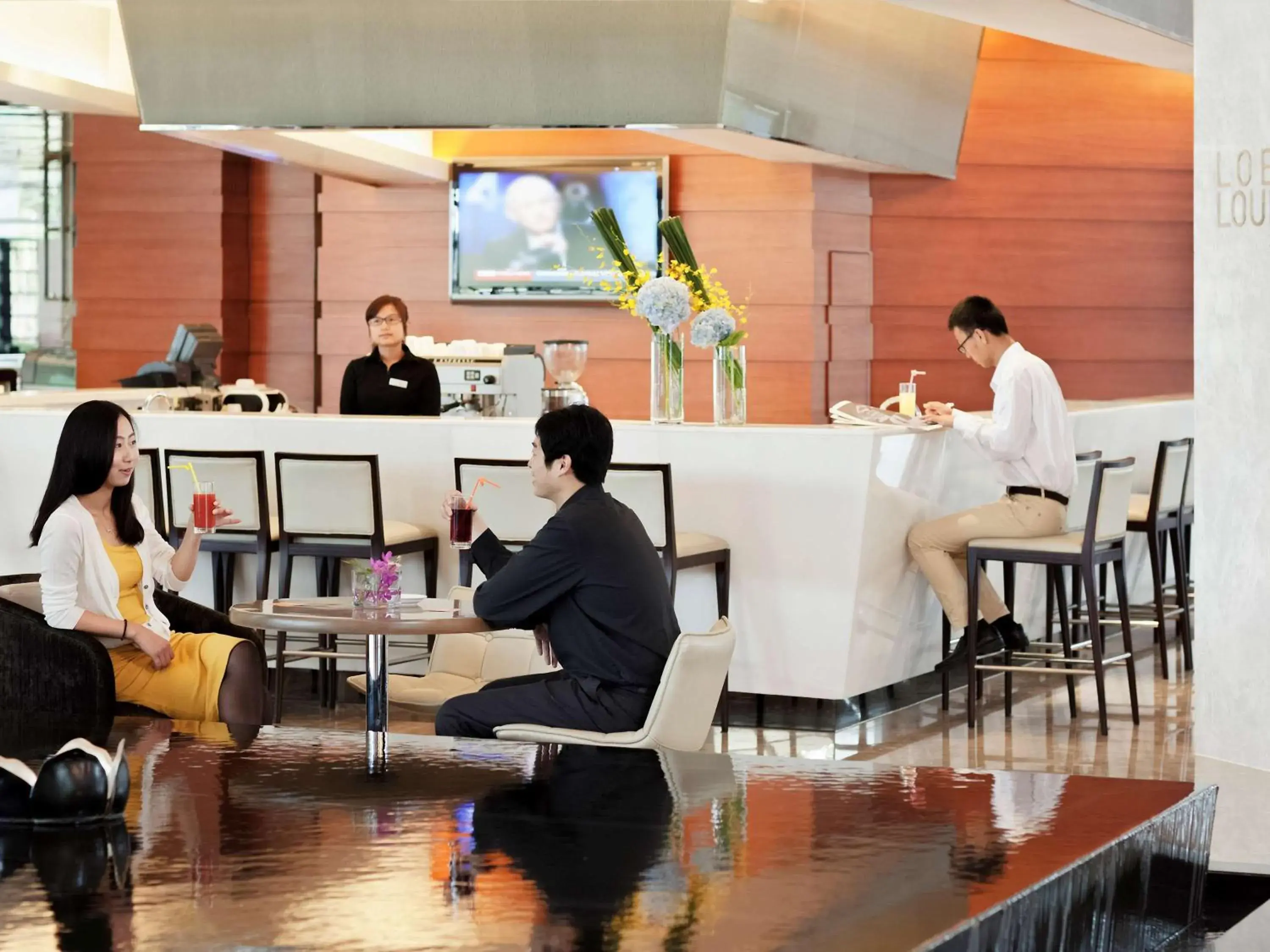 Lounge or bar in Novotel Nanjing East Suning Galaxy