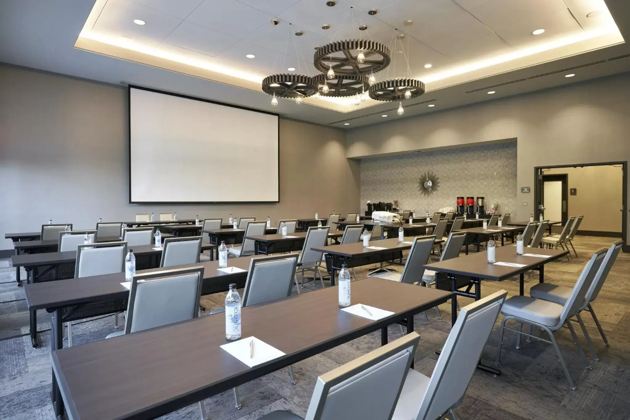 Meeting/conference room in Archer Hotel Seattle/Redmond