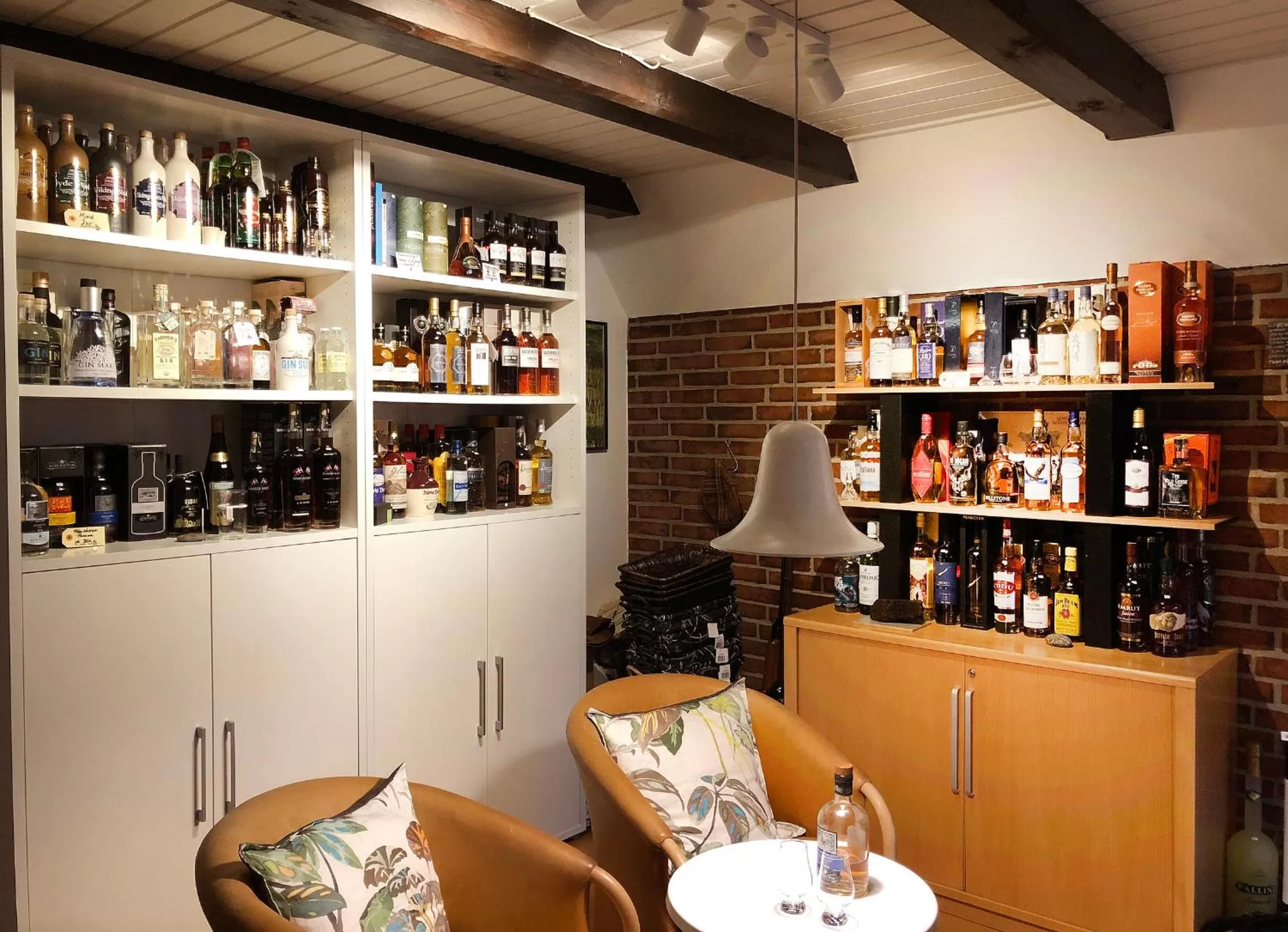 On-site shops in Herligheden