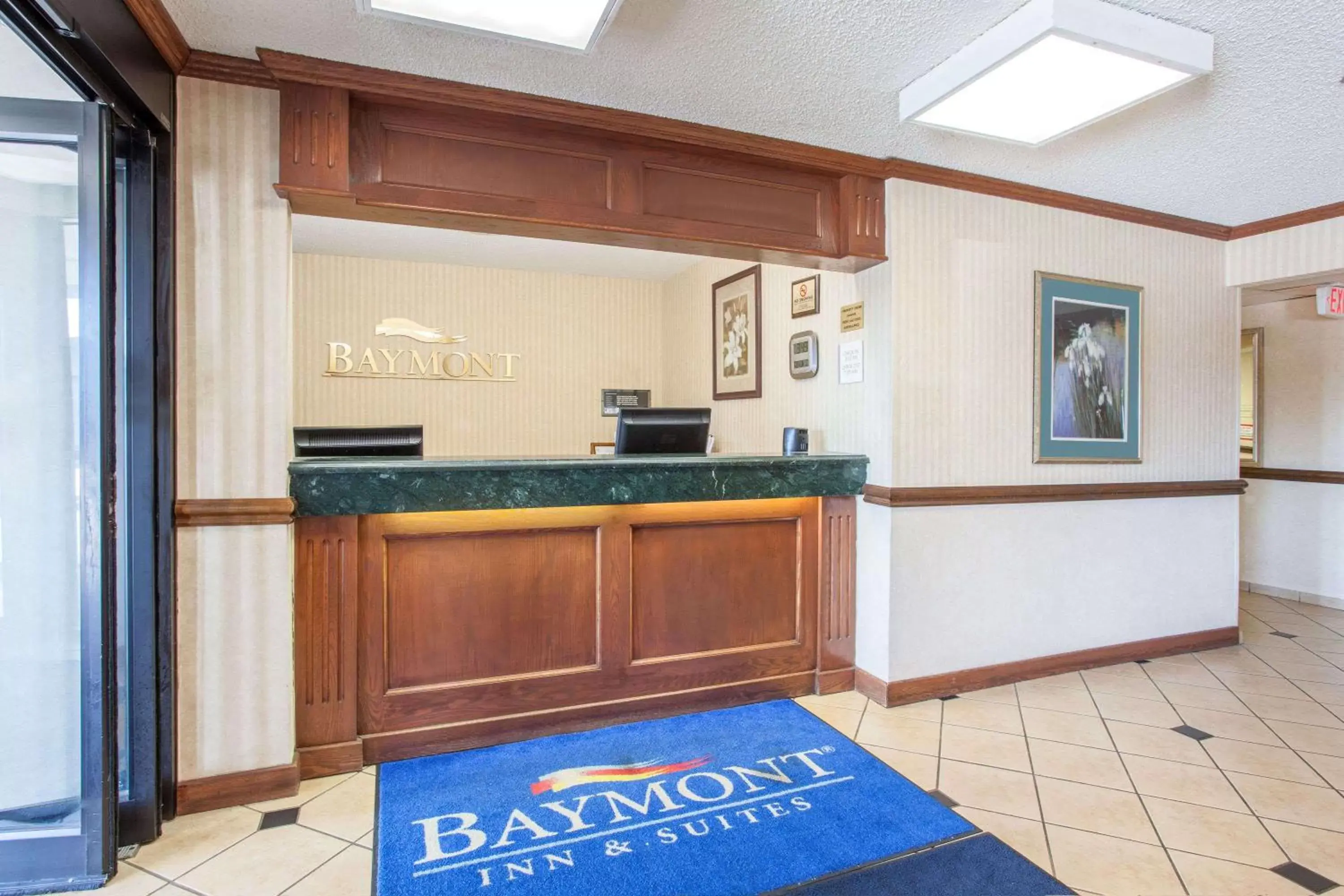 Lobby or reception, Lobby/Reception in Baymont by Wyndham Detroit/Roseville