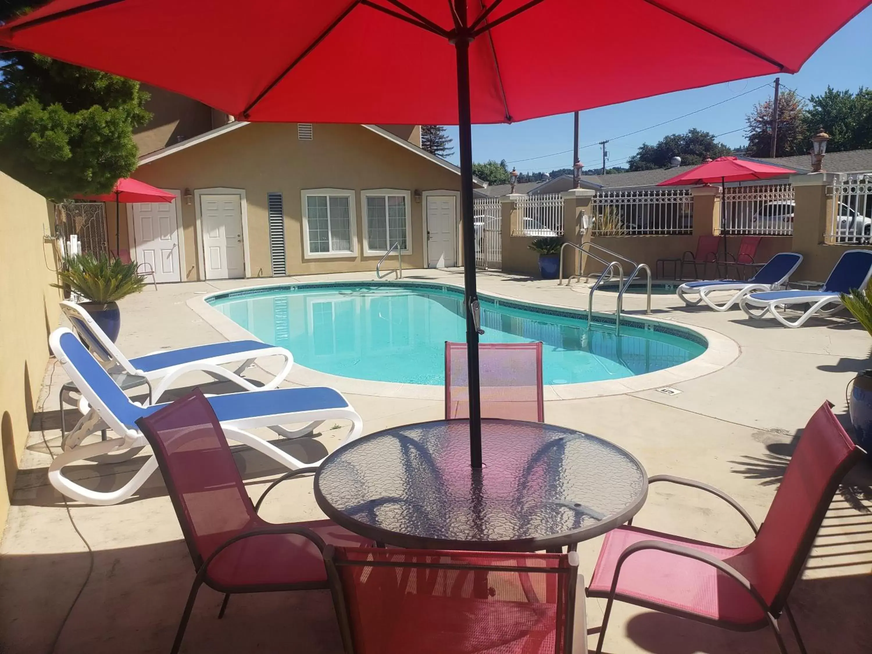 Swimming Pool in Fairview Inn & Suites