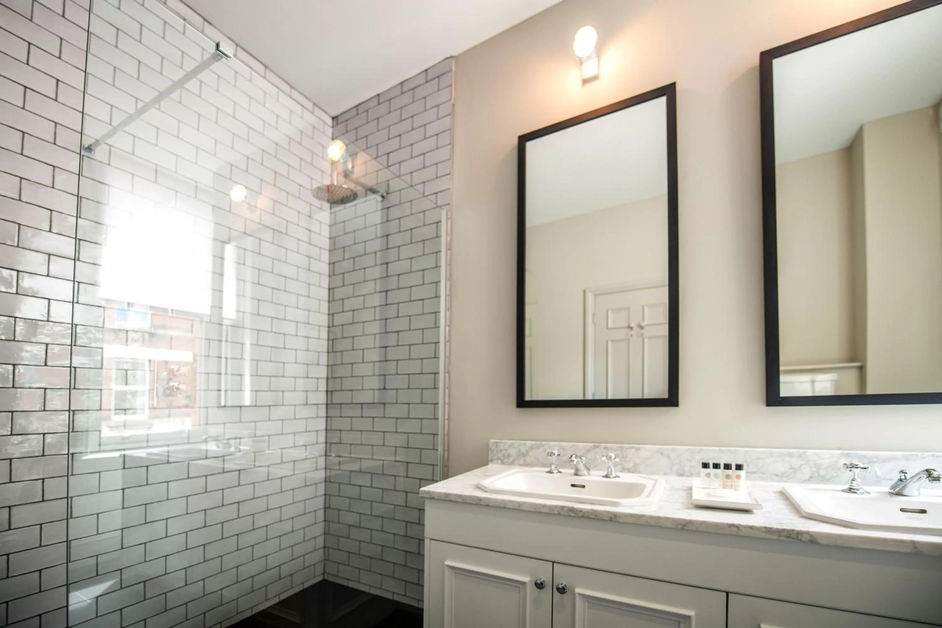 Bathroom in The Tommyfield Hotel