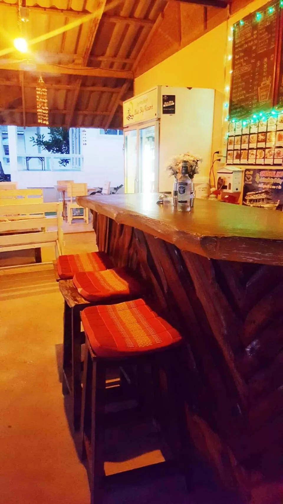 Restaurant/places to eat in Blue Sky Resort