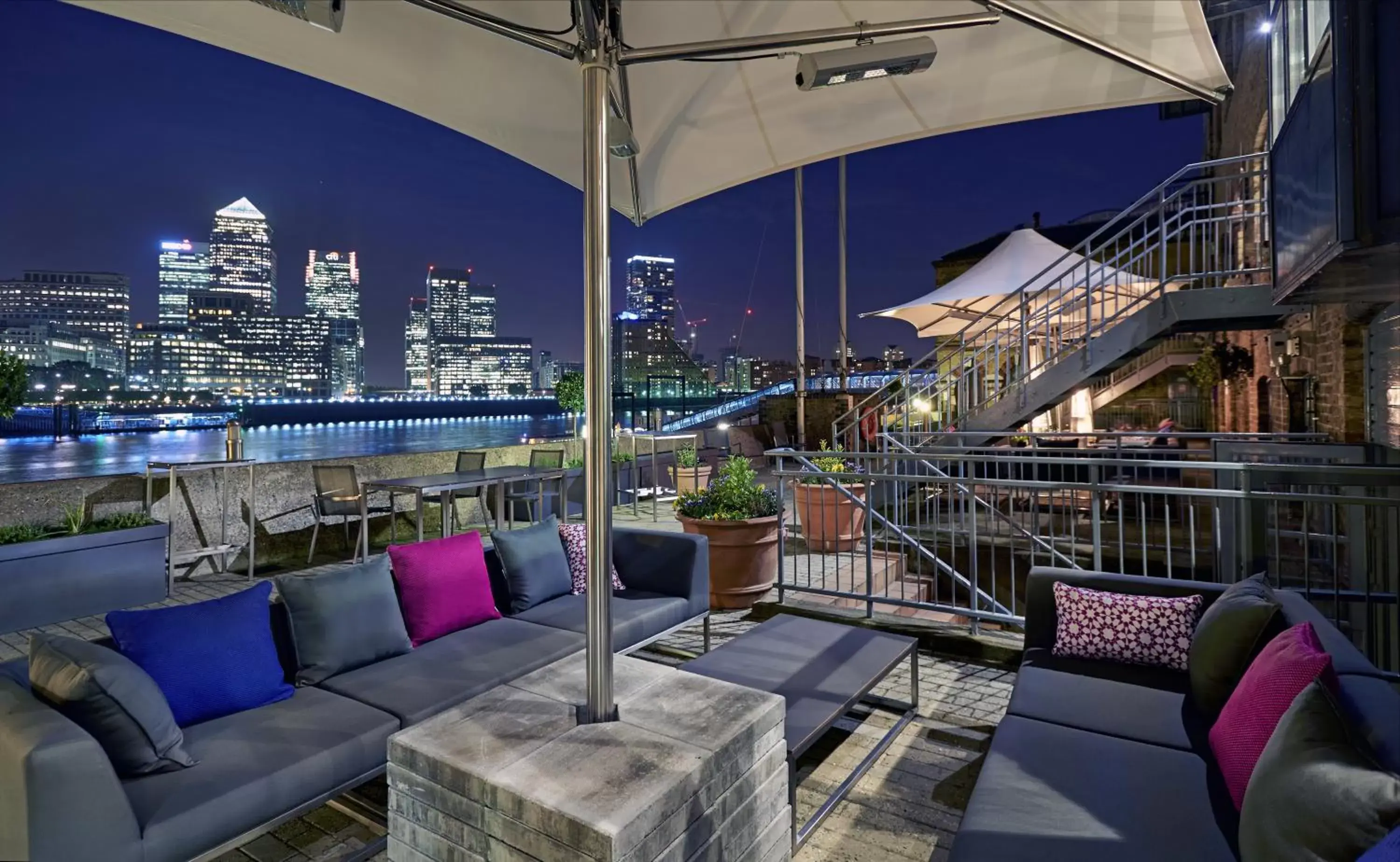 Restaurant/places to eat in DoubleTree by Hilton London – Docklands Riverside