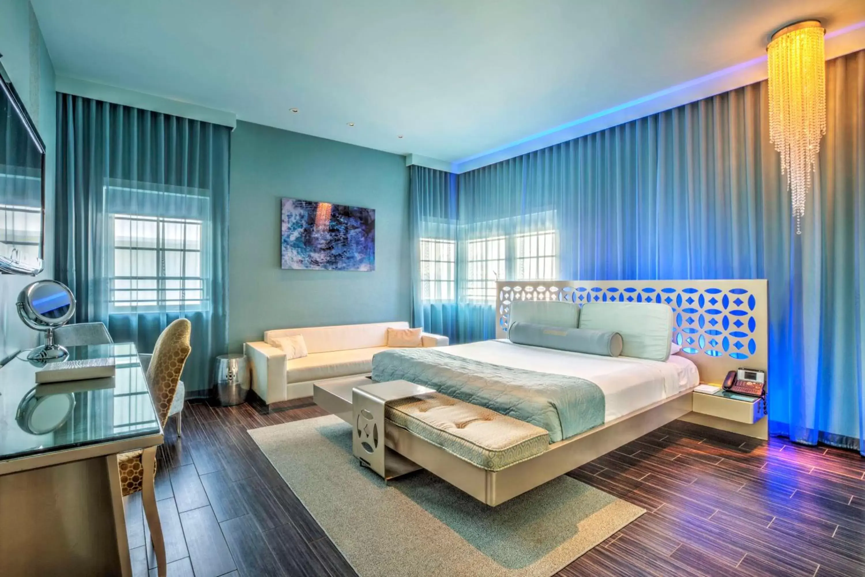 Bedroom in Dream South Beach, Part Of Hyatt
