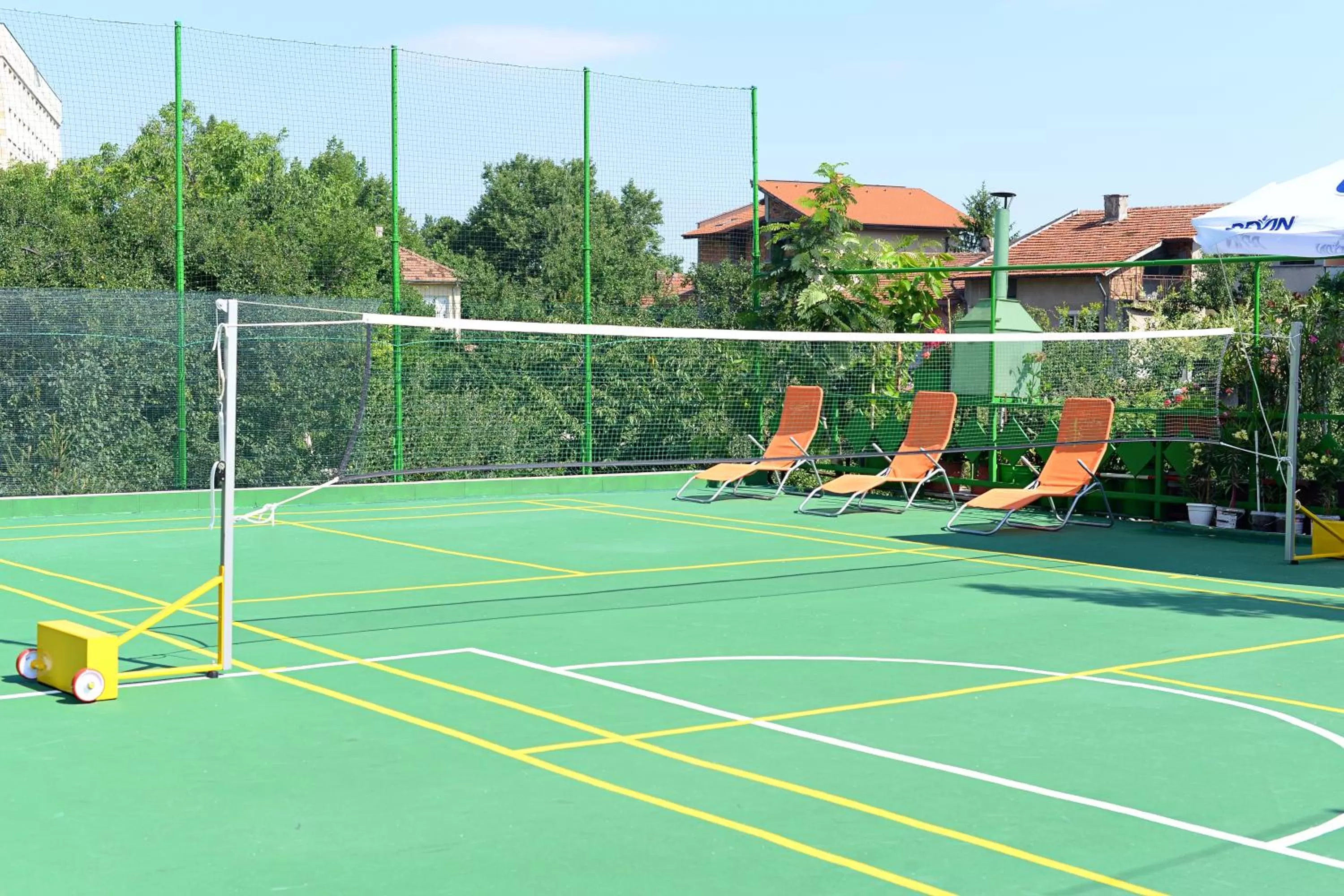 Tennis/Squash in Family Art-Hotel Zora