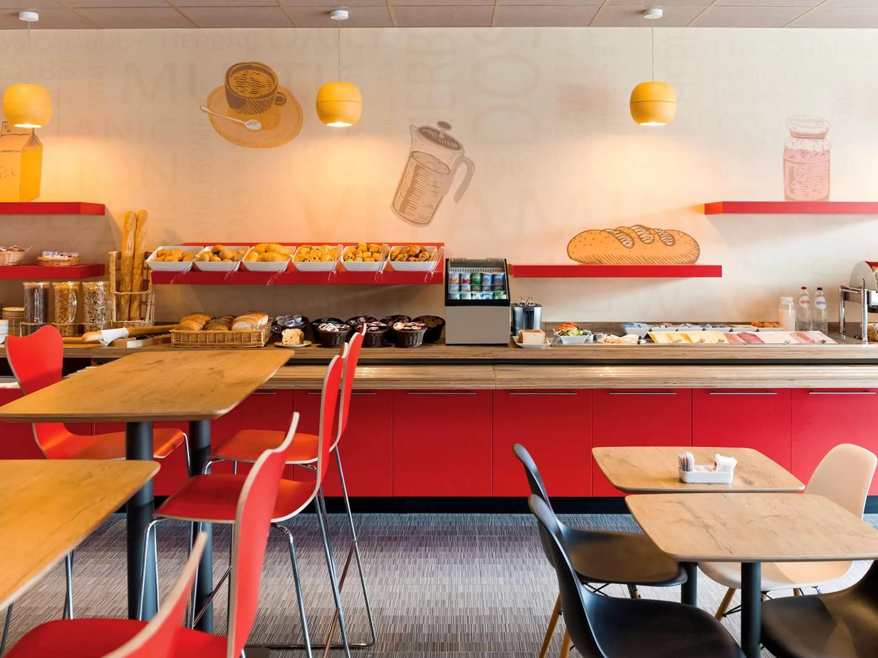Restaurant/Places to Eat in ibis Namur Centre