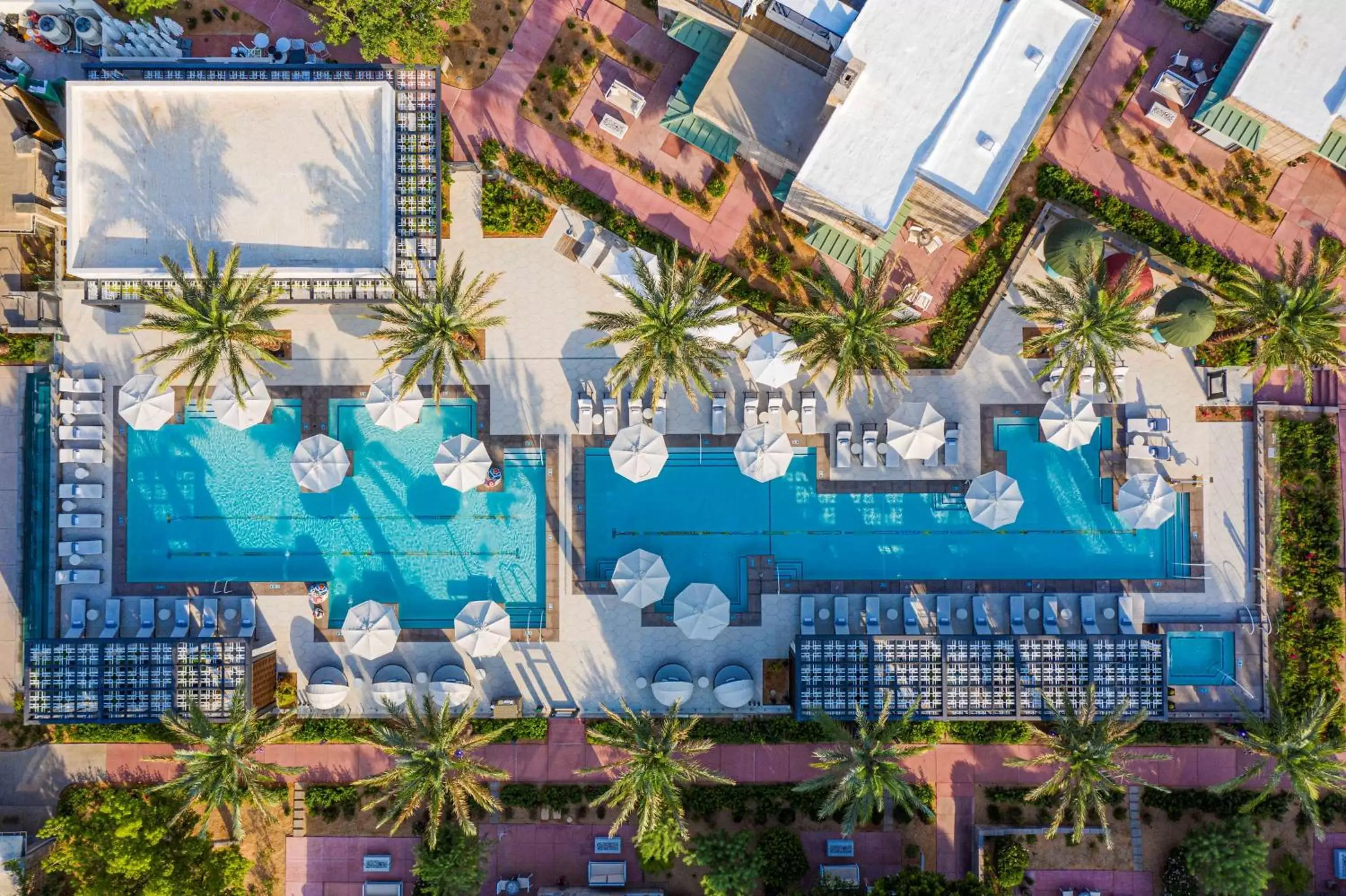 Pool view in Arizona Biltmore A Waldorf Astoria Resort