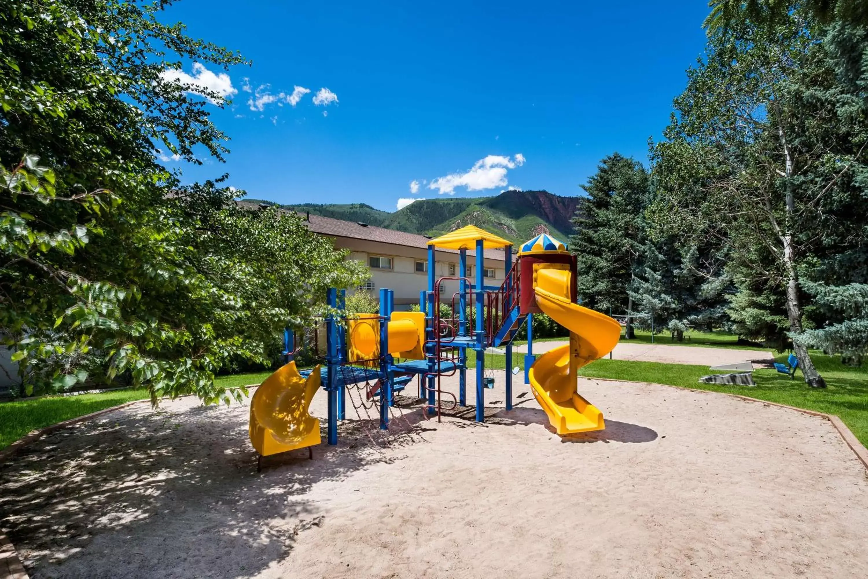 Sports, Children's Play Area in Best Western Antlers