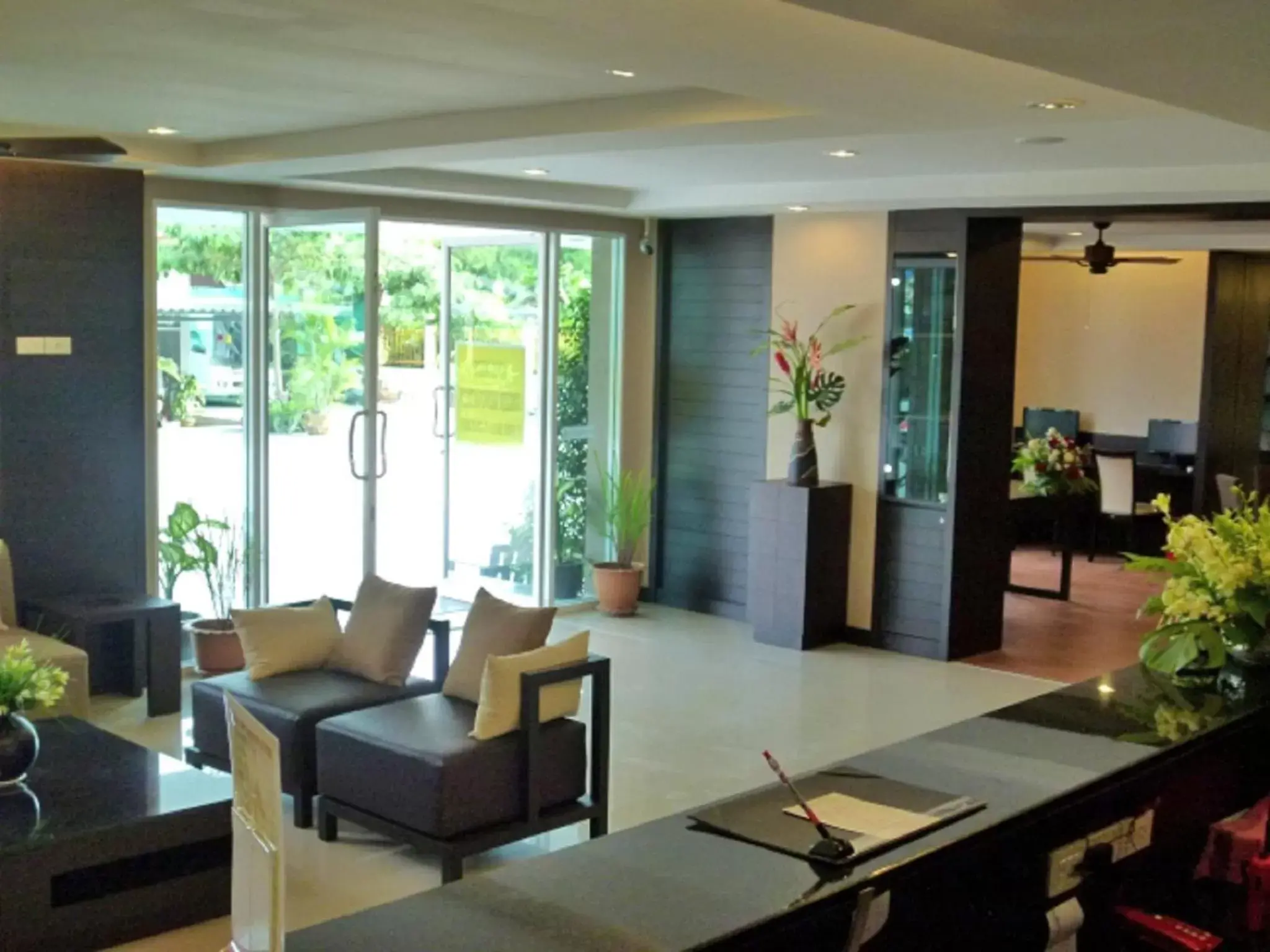 Lobby or reception, Lobby/Reception in Sinsuvarn Airport Suite Hotel SHA Extra Plus Certified B5040