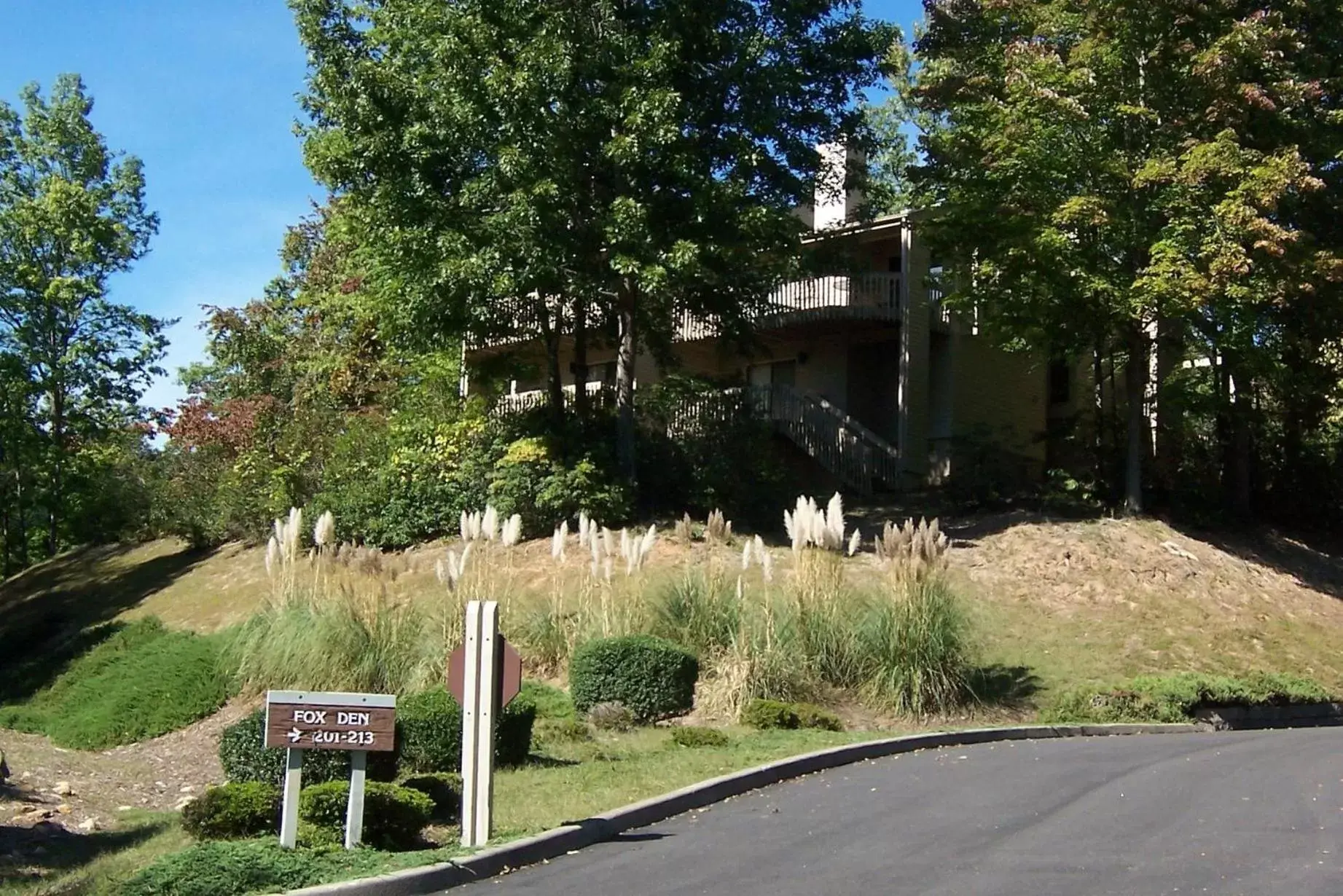 Property building in Fox Run Association, a VRI resort