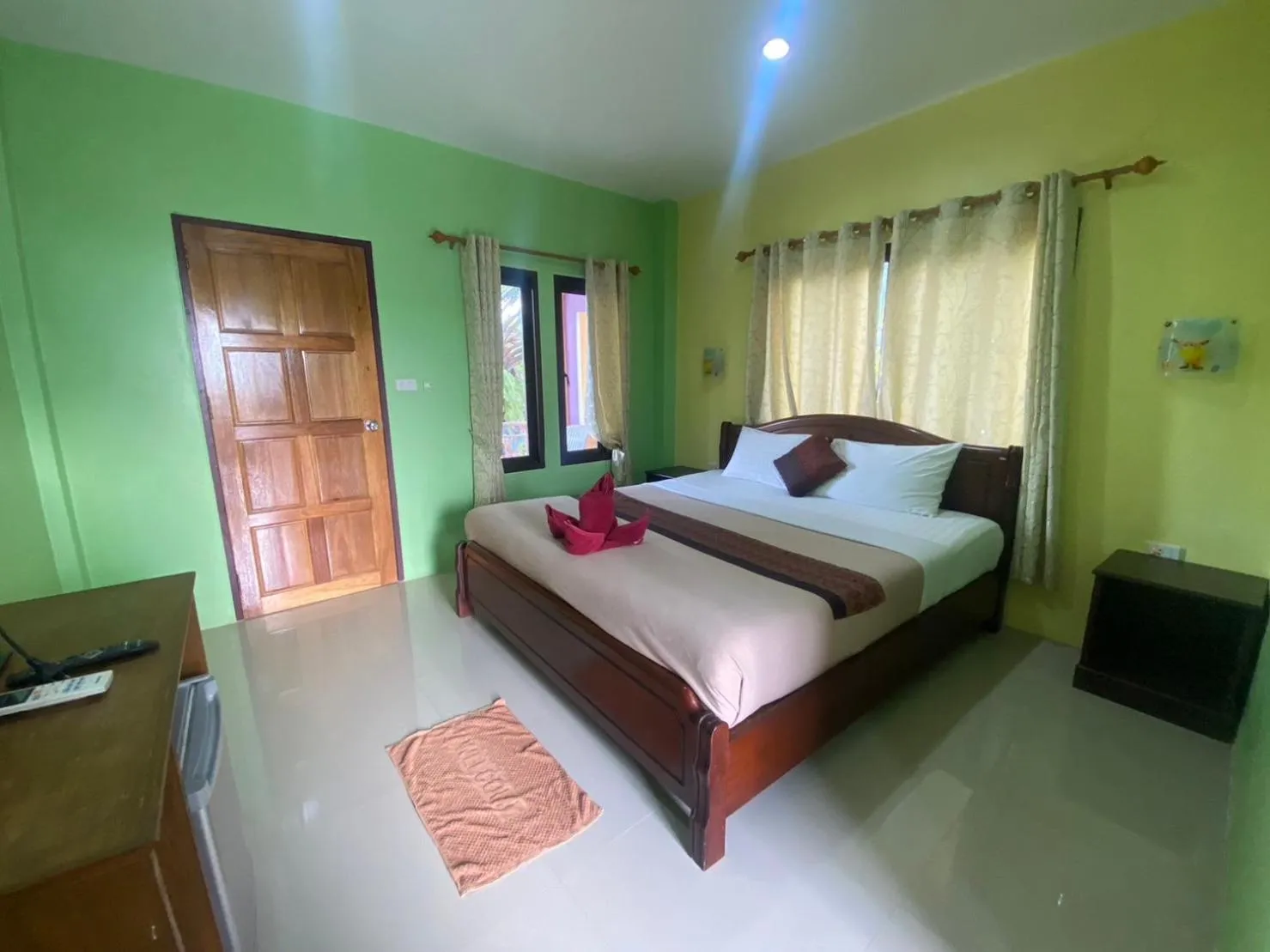 Bed in Lanta New Beach Bungalows - SHA Plus