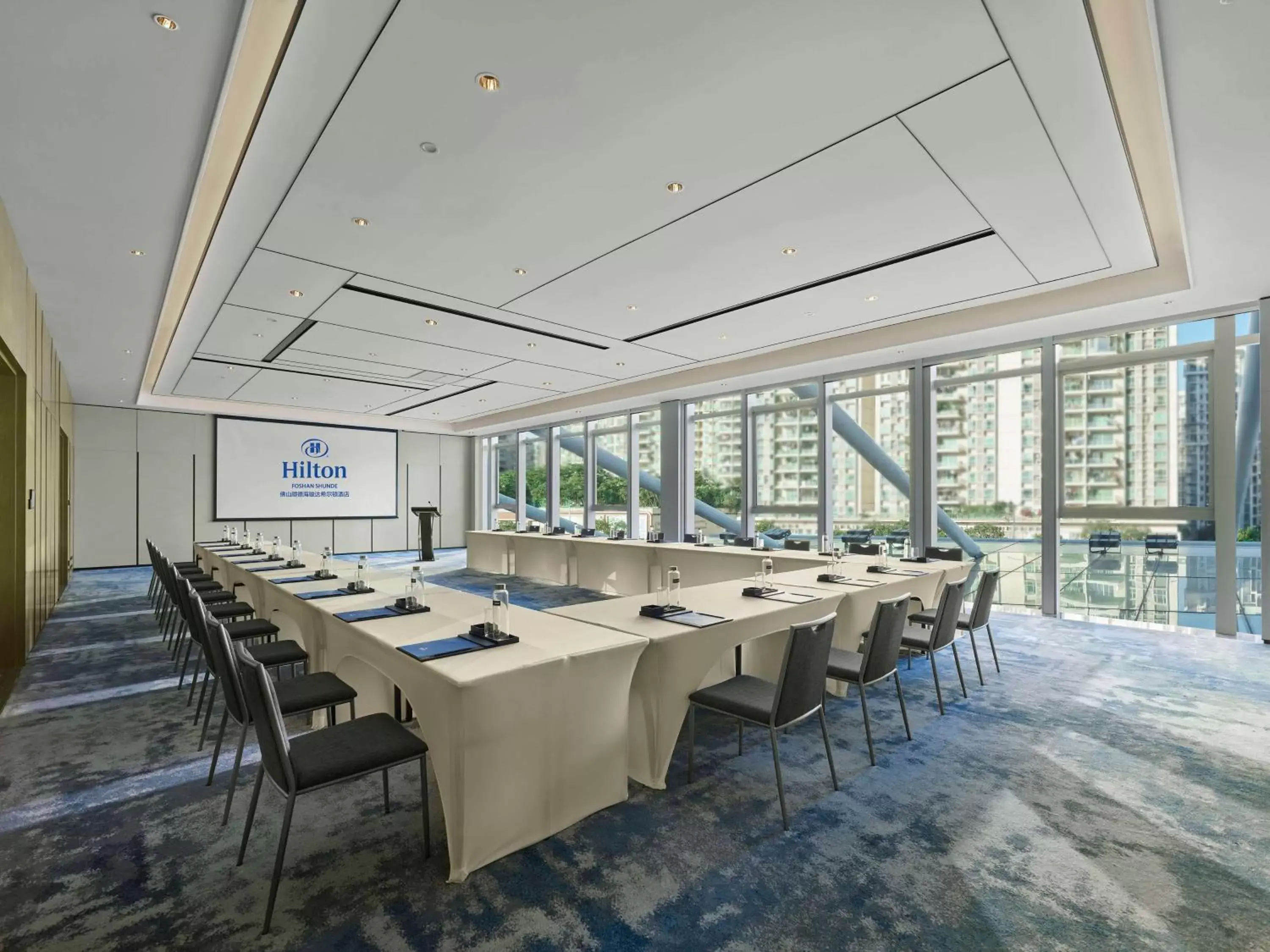 Meeting/conference room in Hilton Foshan Shunde